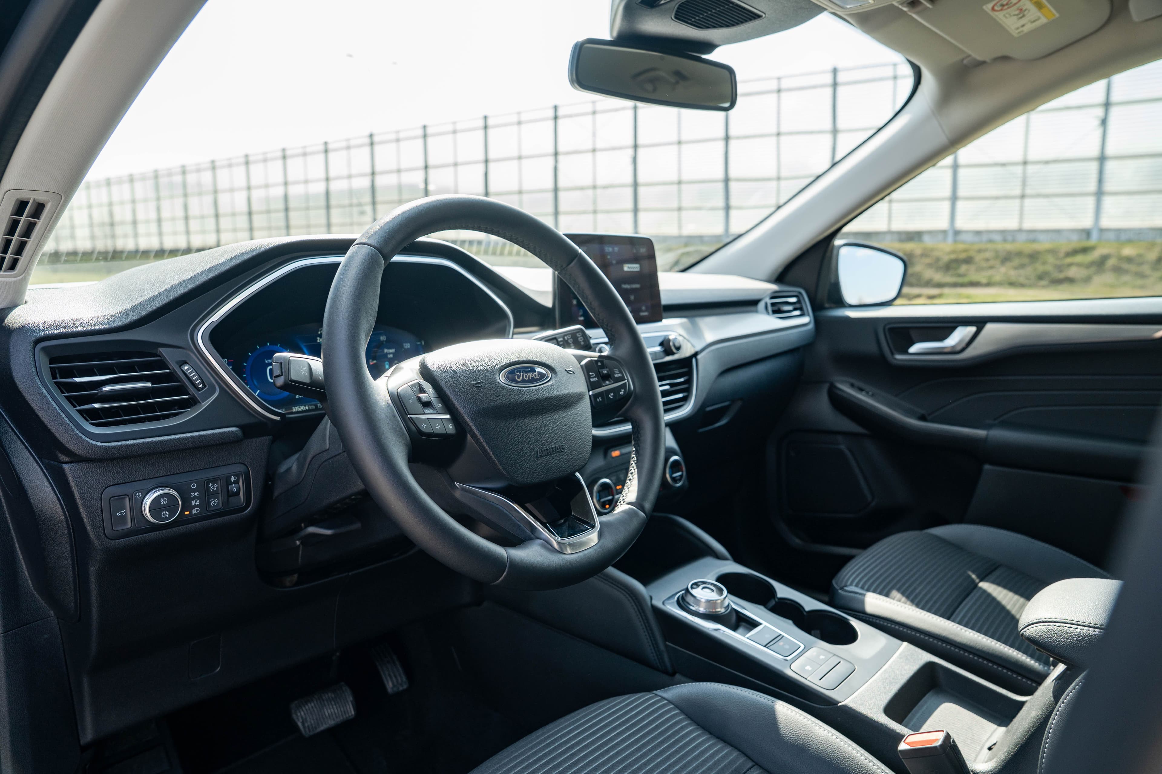 Ford Kuga zdjęcie 15