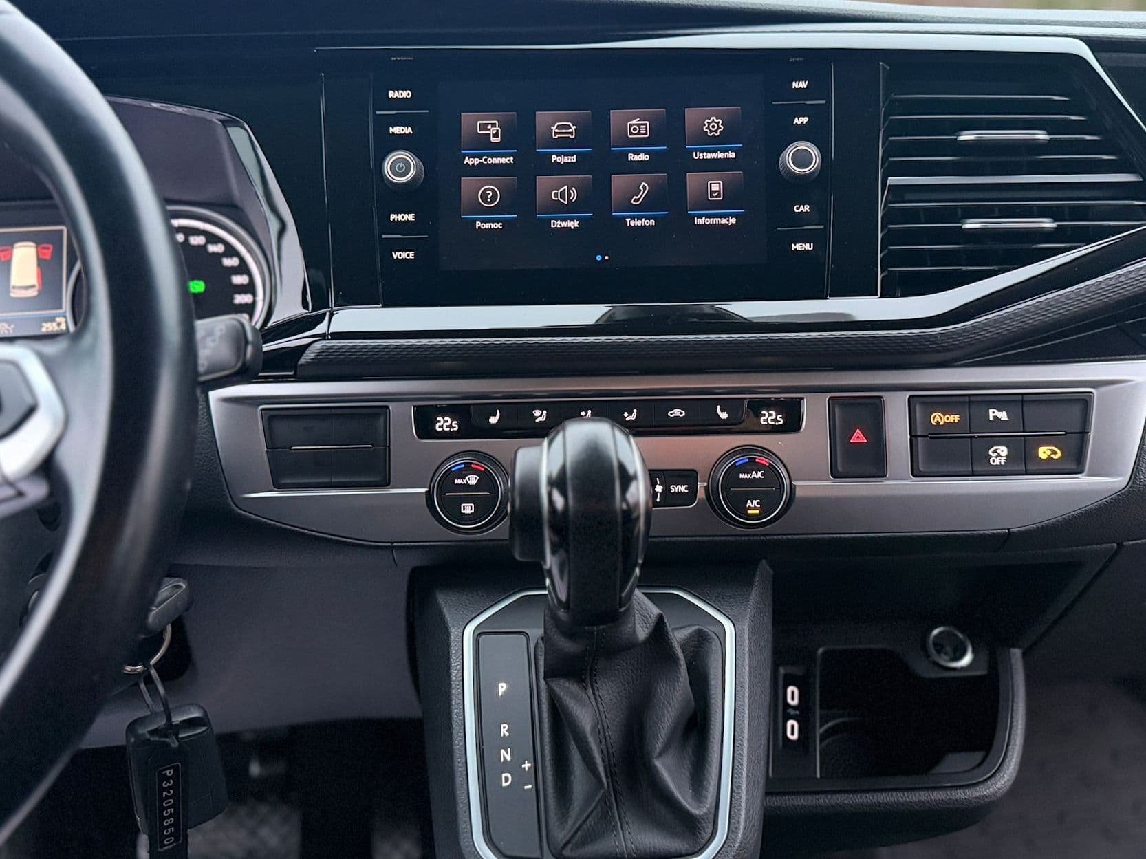 Volkswagen Multivan zdjęcie 14