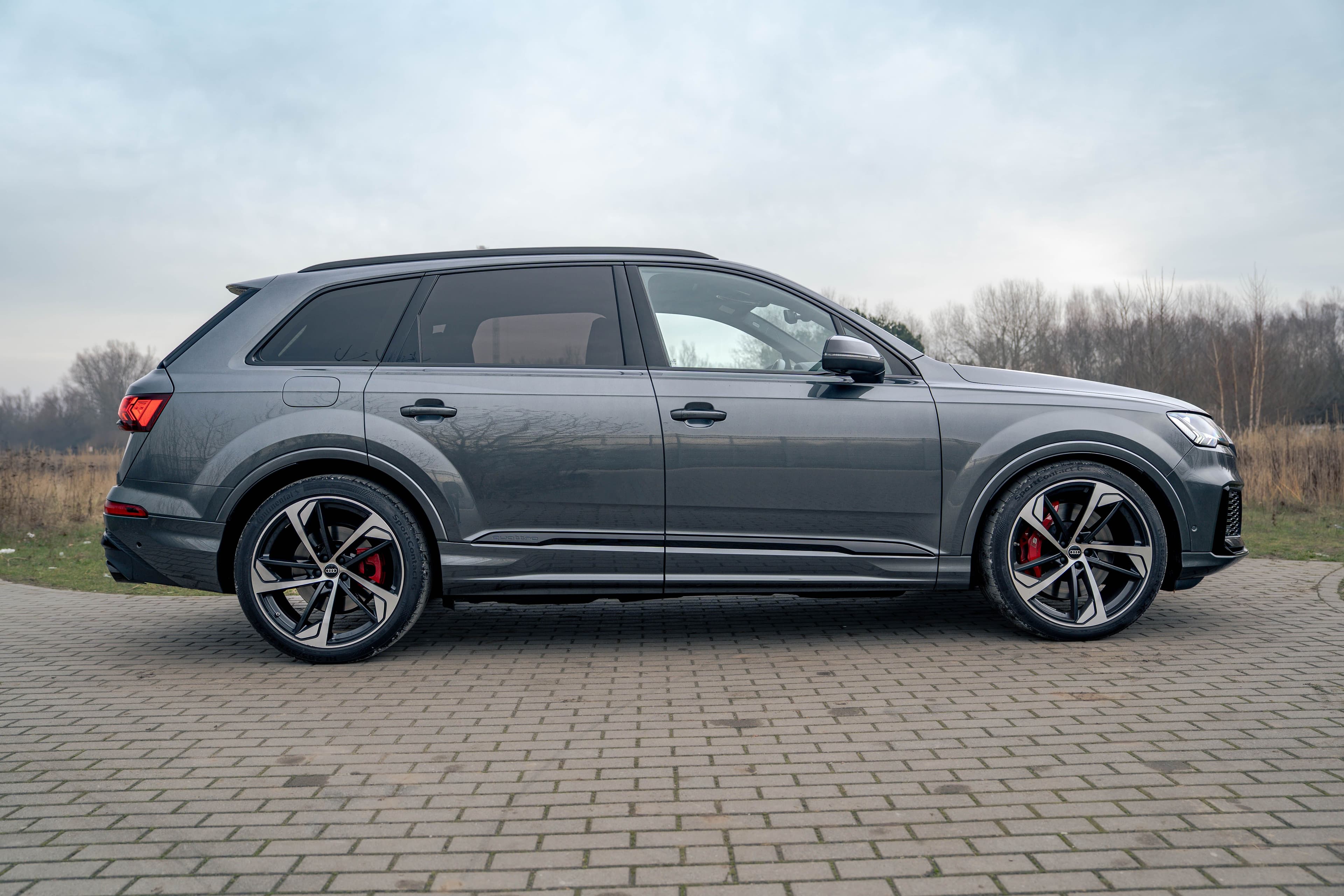 Audi Q7 zdjęcie 9