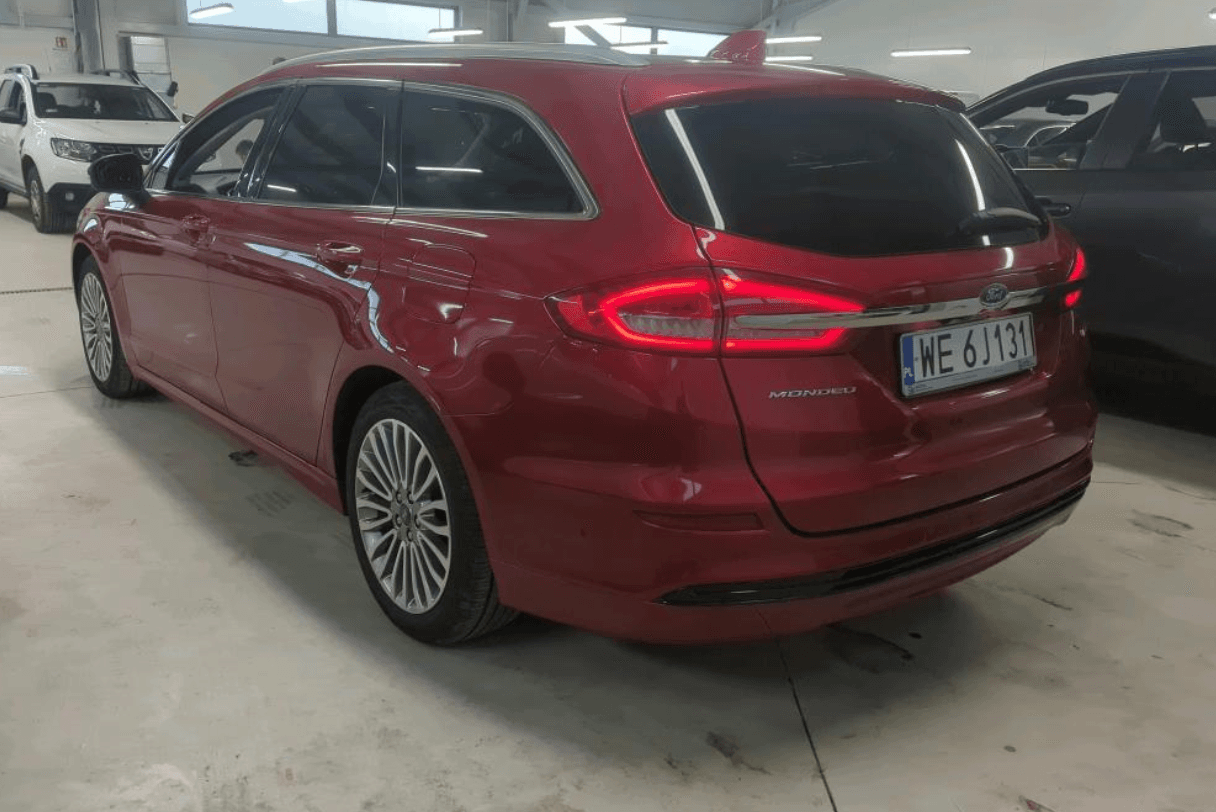 Ford Mondeo zdjęcie 3