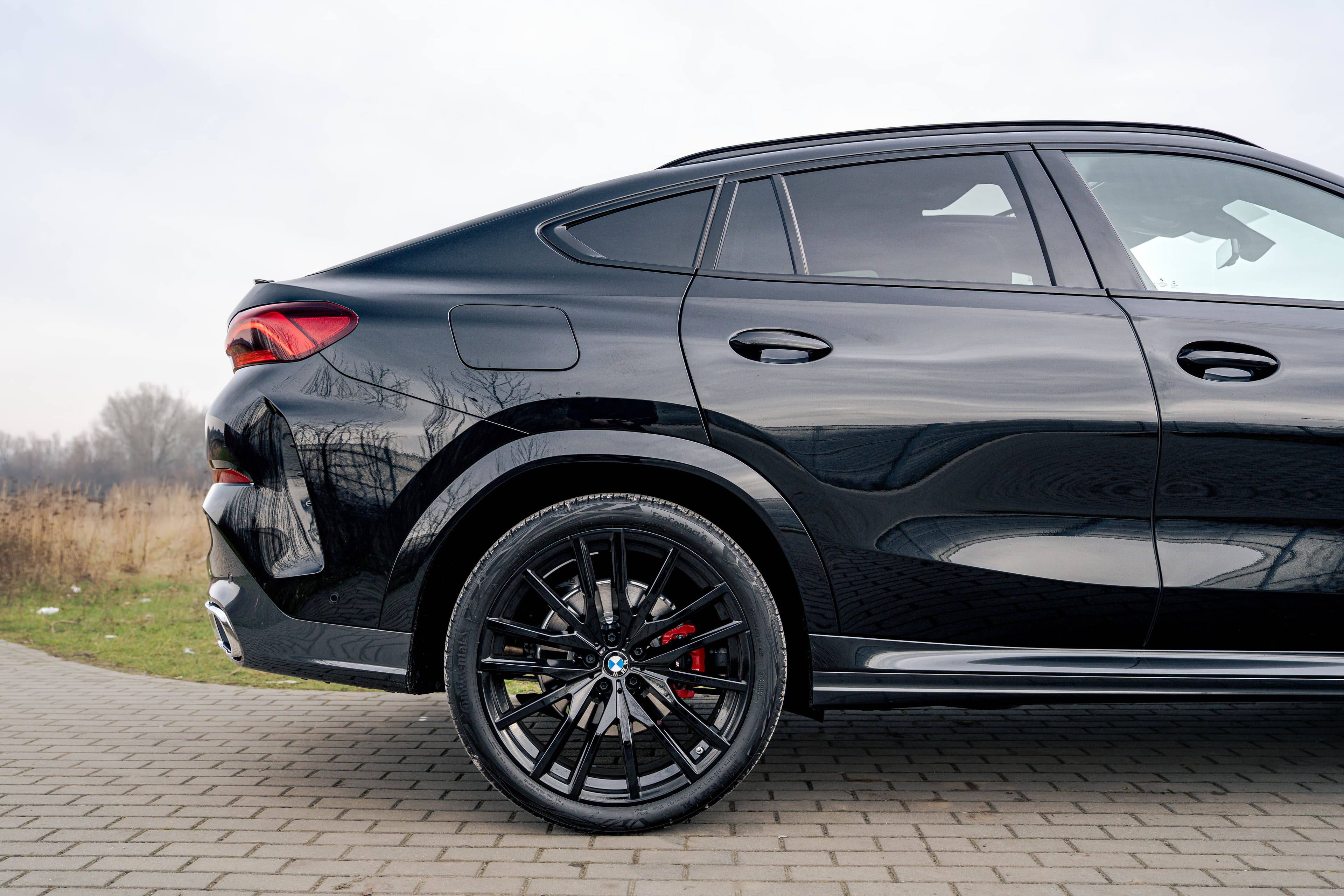 BMW X6 zdjęcie 7