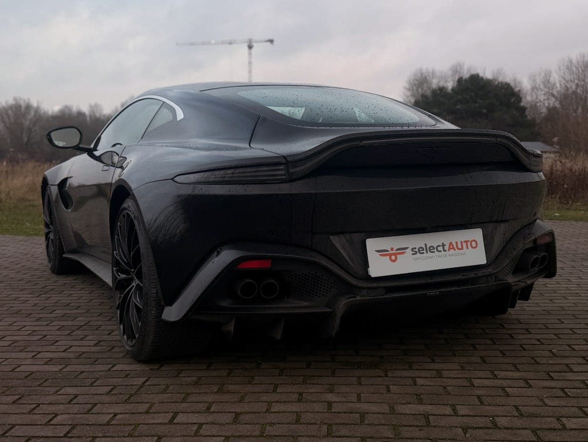 Aston Martin Vantage zdjęcie 4