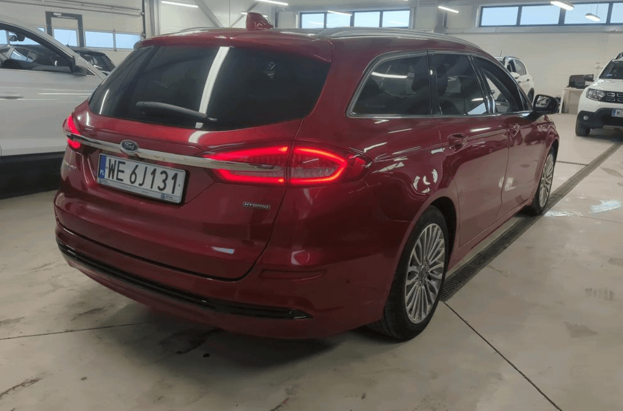 Ford Mondeo zdjęcie 2
