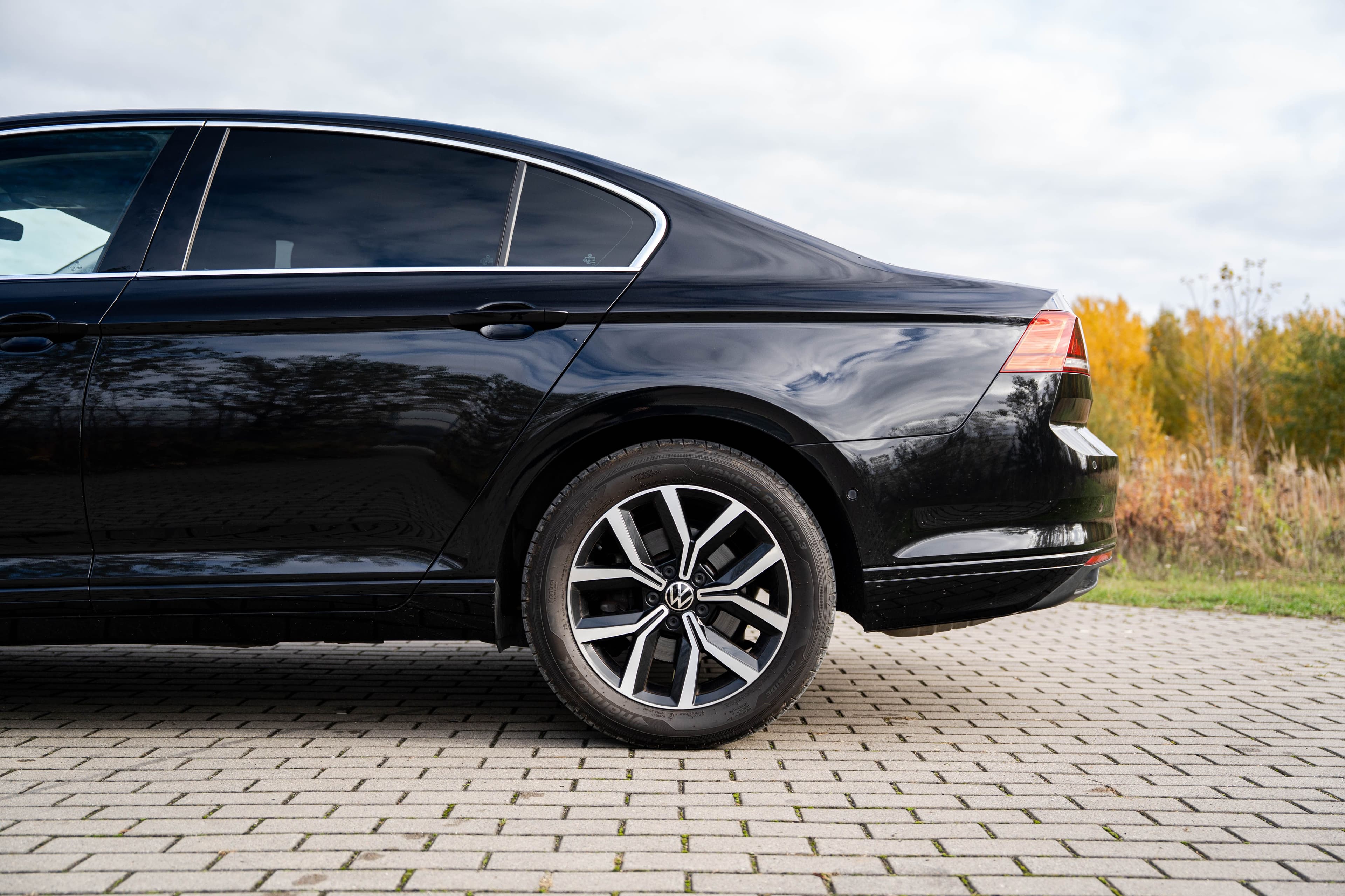 Volkswagen Passat zdjęcie 12