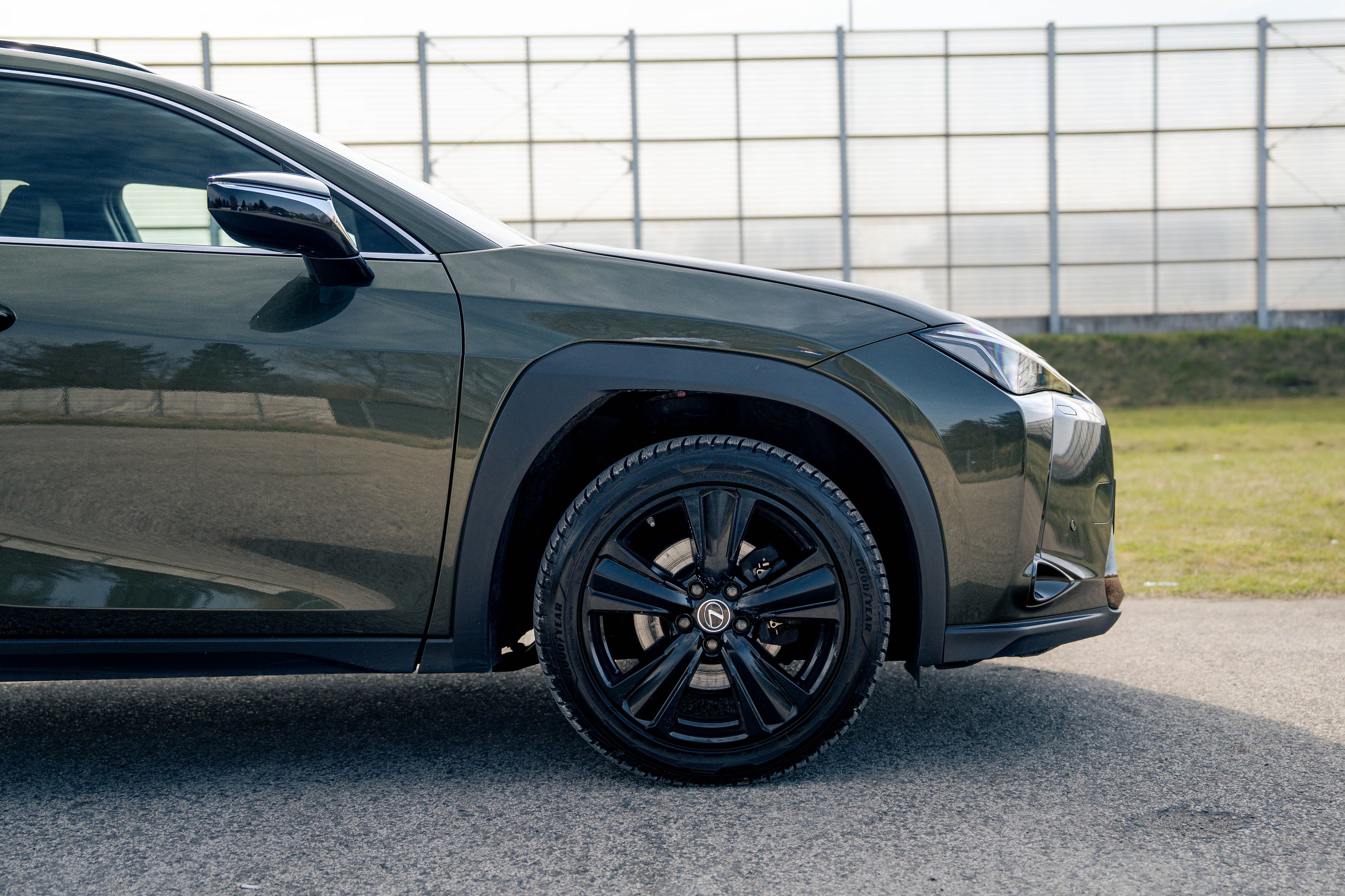 Lexus UX zdjęcie 8