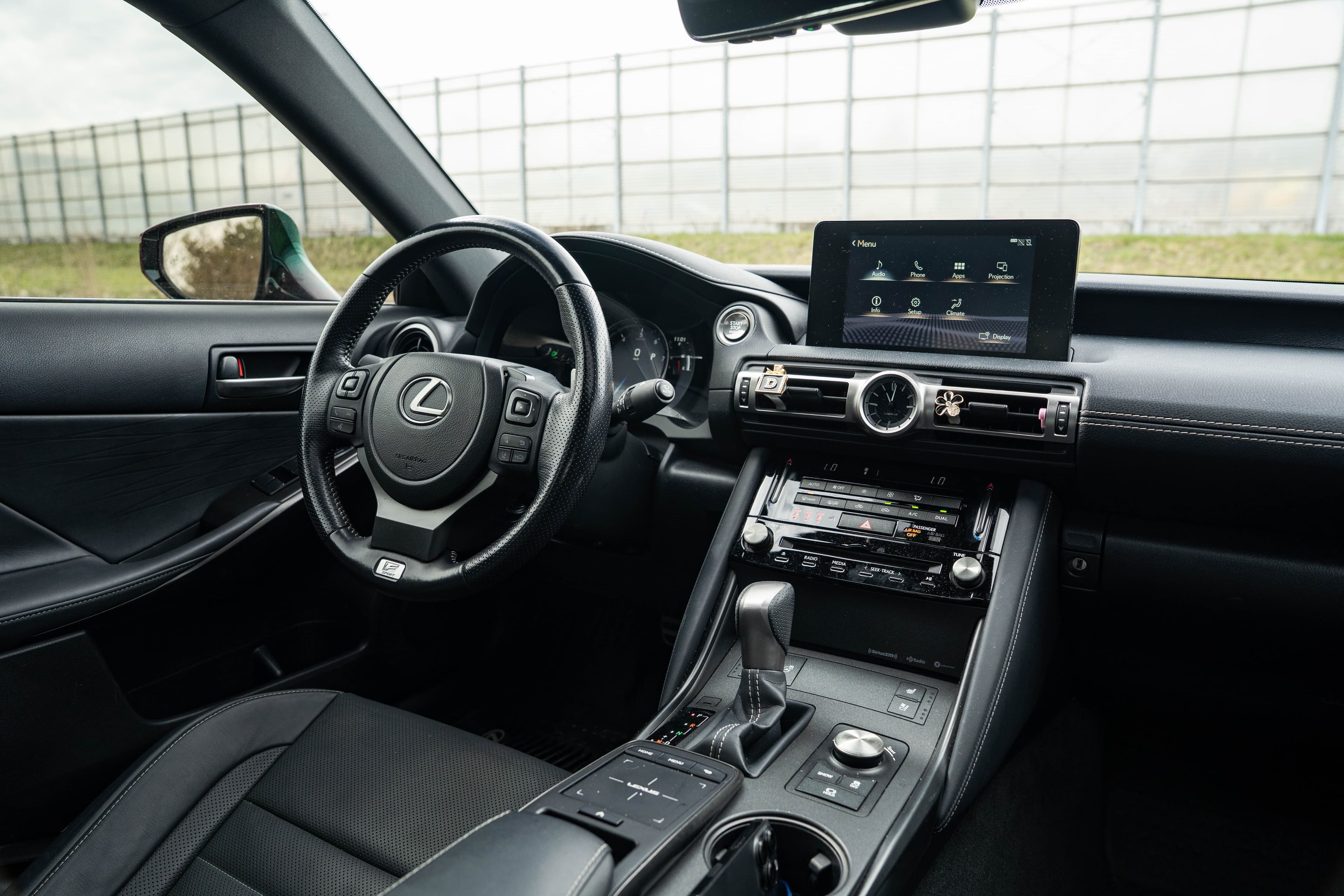 Lexus IS zdjęcie 22