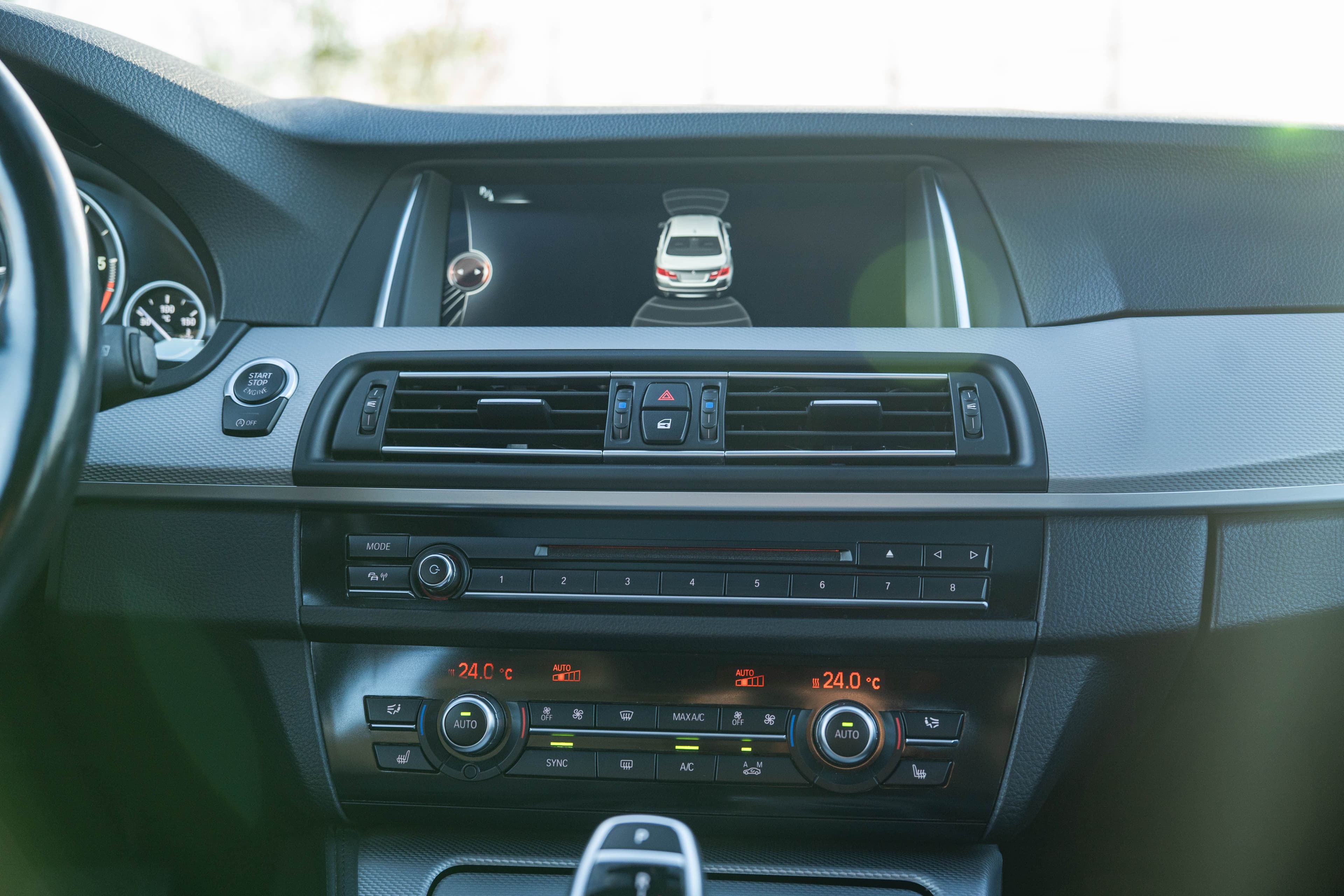 BMW Seria 5 zdjęcie 16