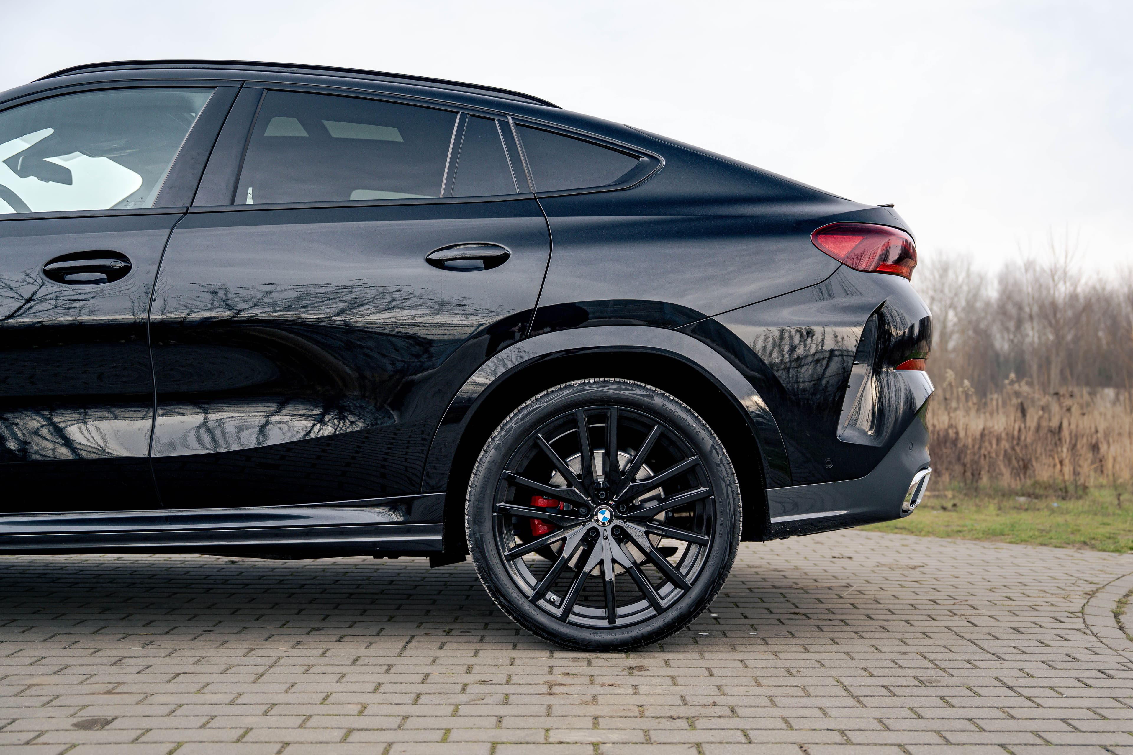 BMW X6 zdjęcie 12