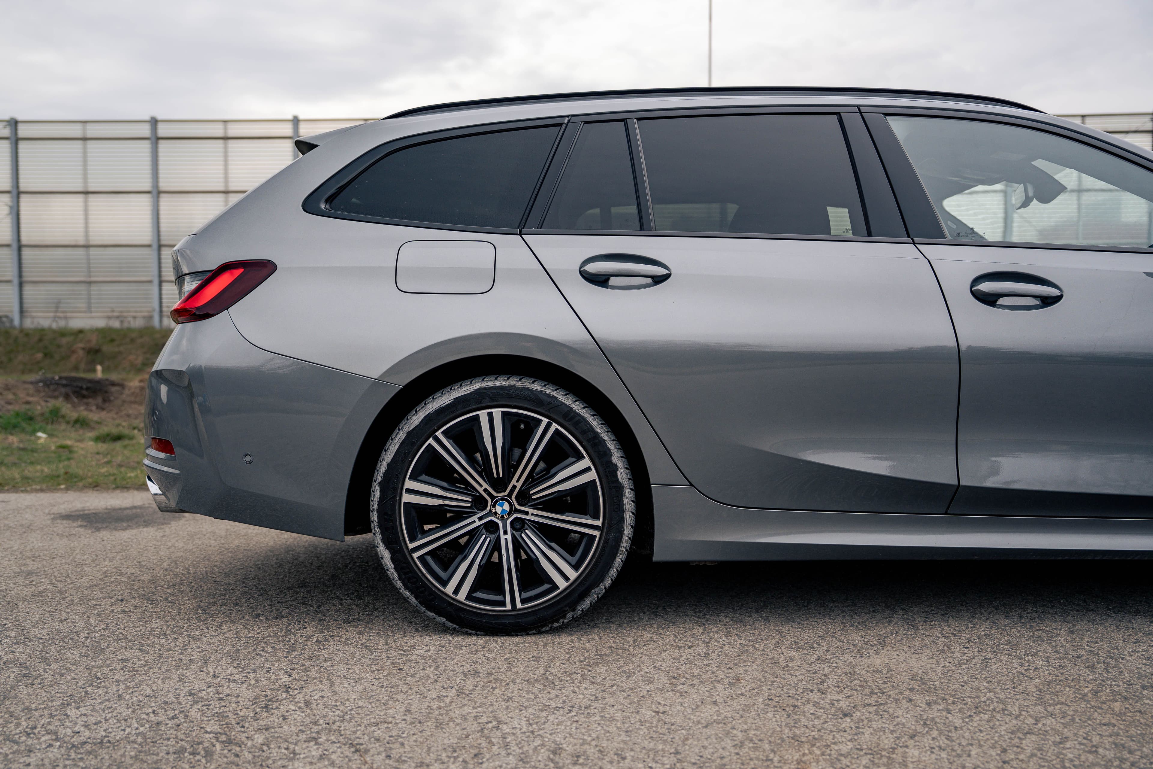 BMW Seria 3 zdjęcie 7