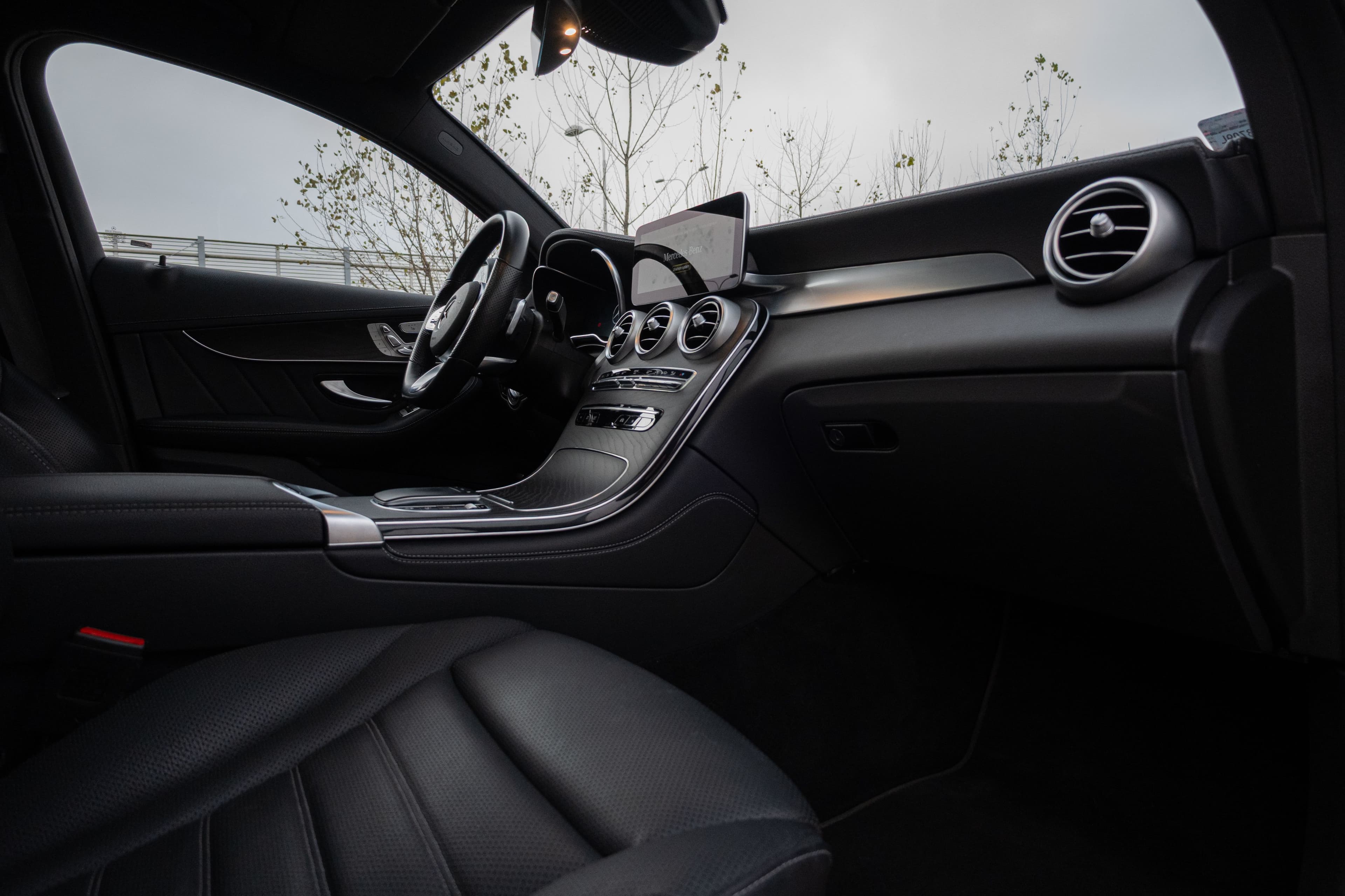 Mercedes-Benz GLC zdjęcie 26