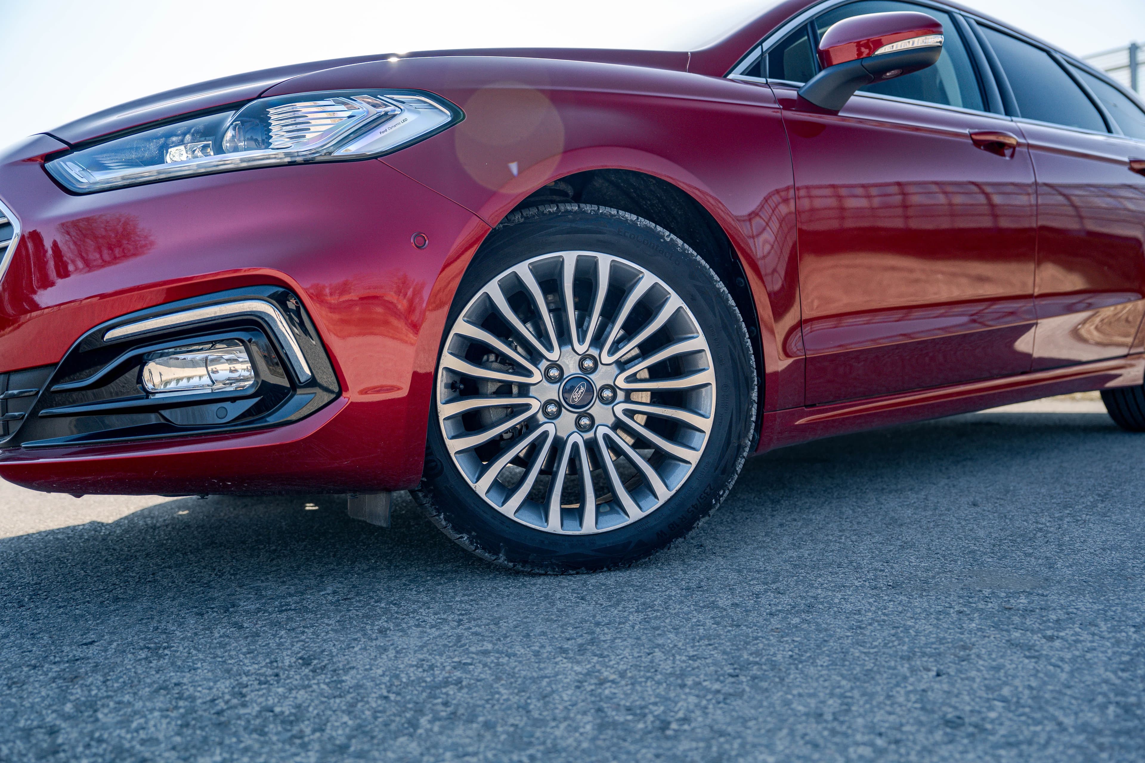 Ford Mondeo zdjęcie 15