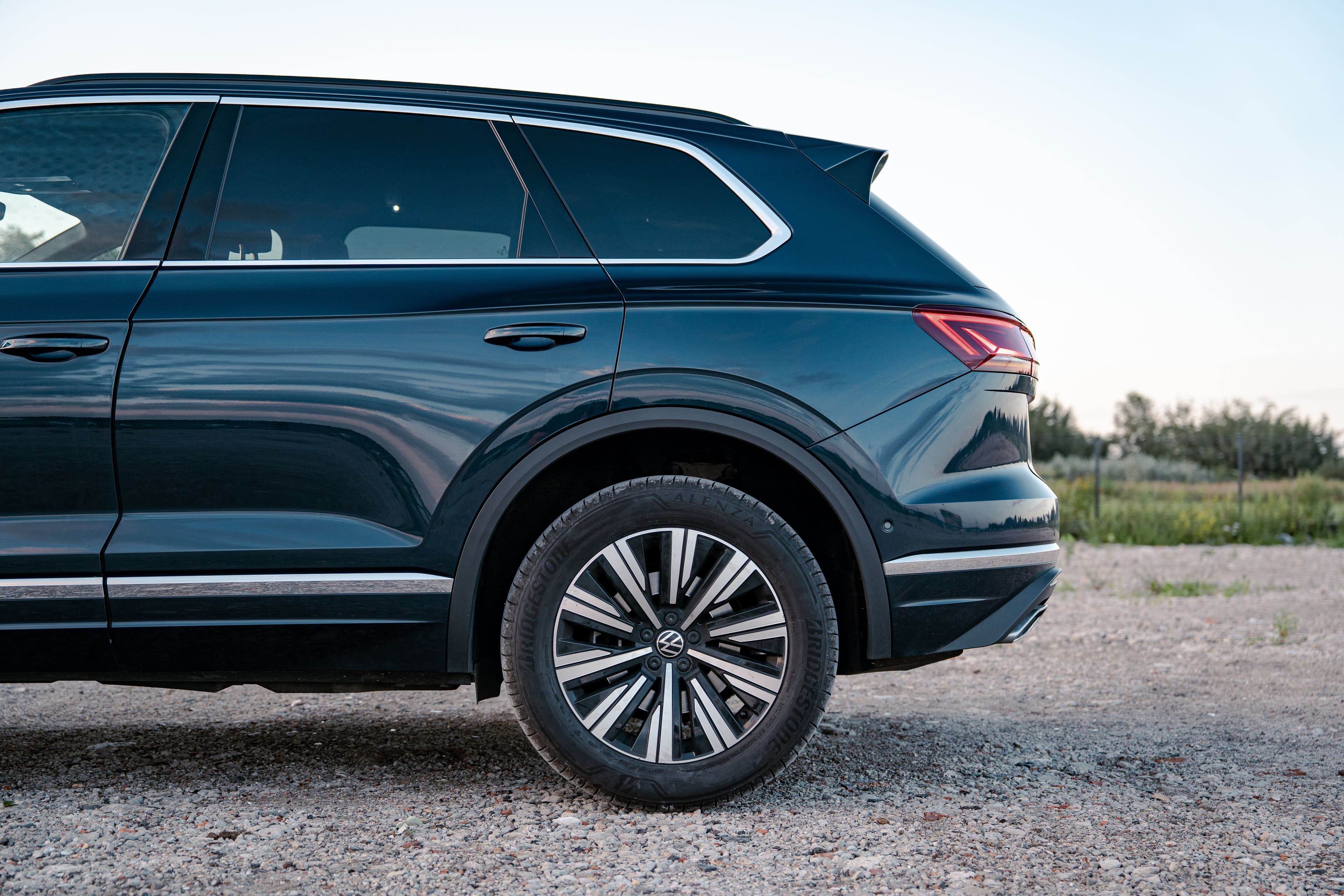 Volkswagen Touareg zdjęcie 12