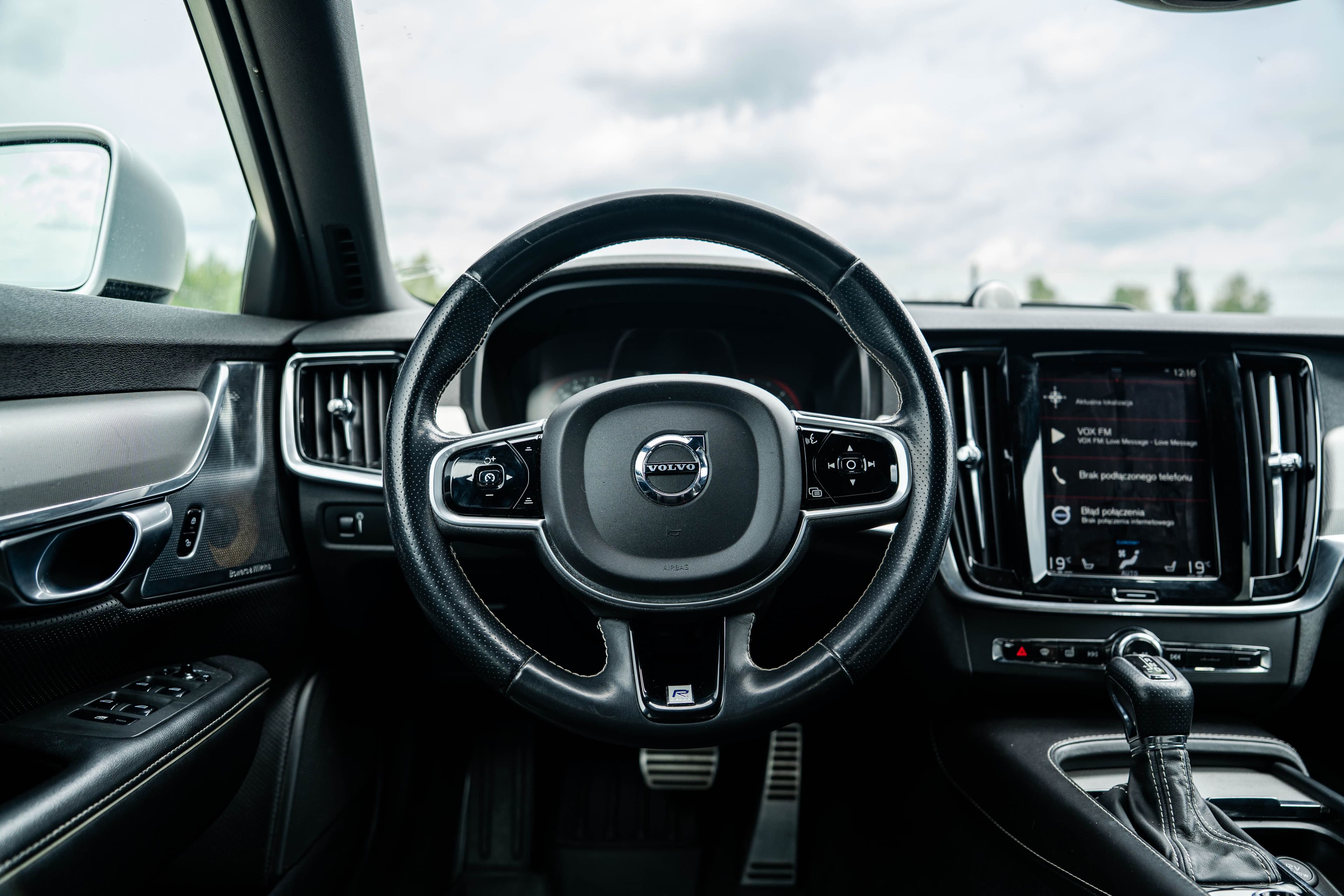 Volvo S90 zdjęcie 18