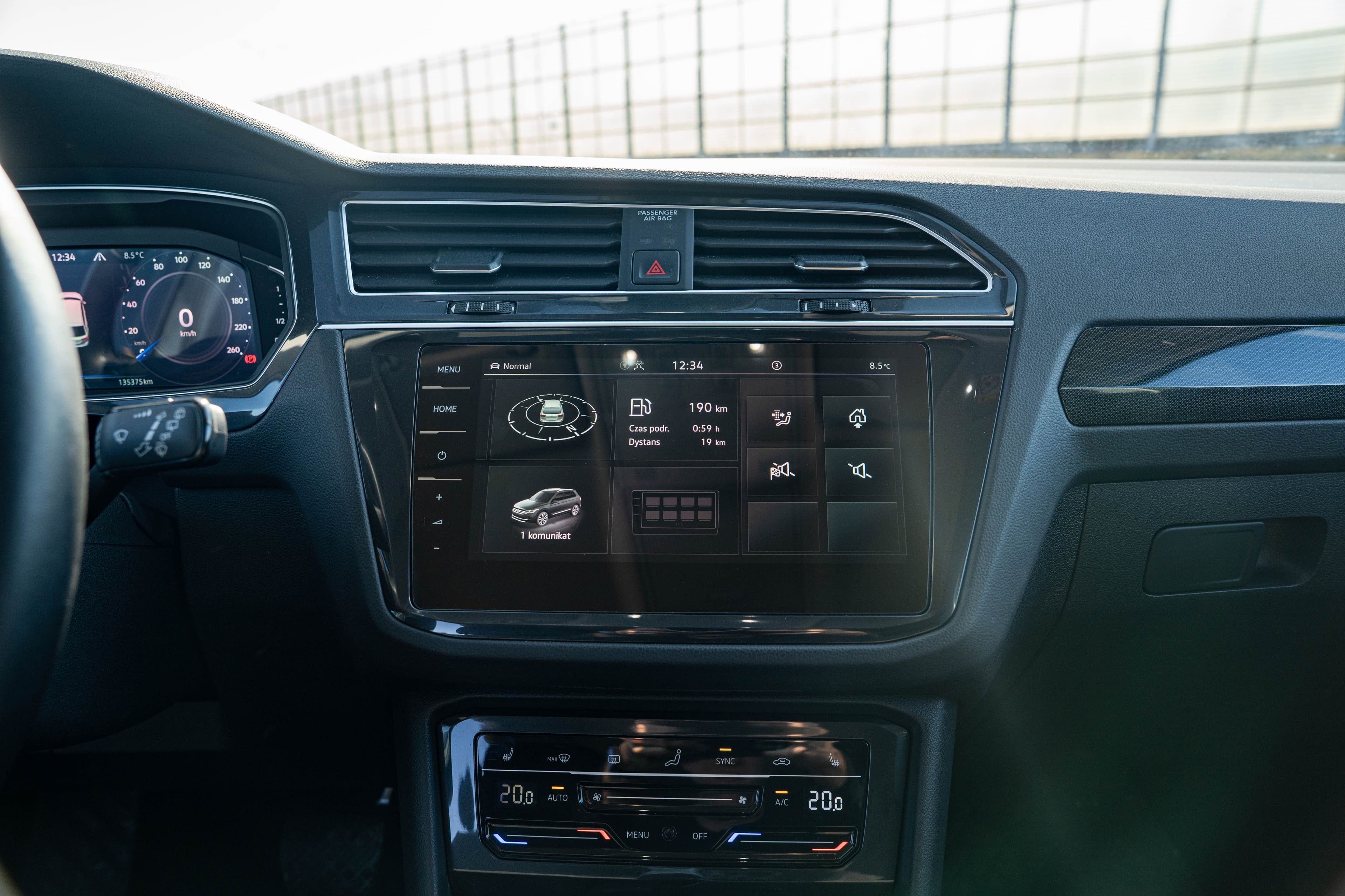 Volkswagen Tiguan zdjęcie 17