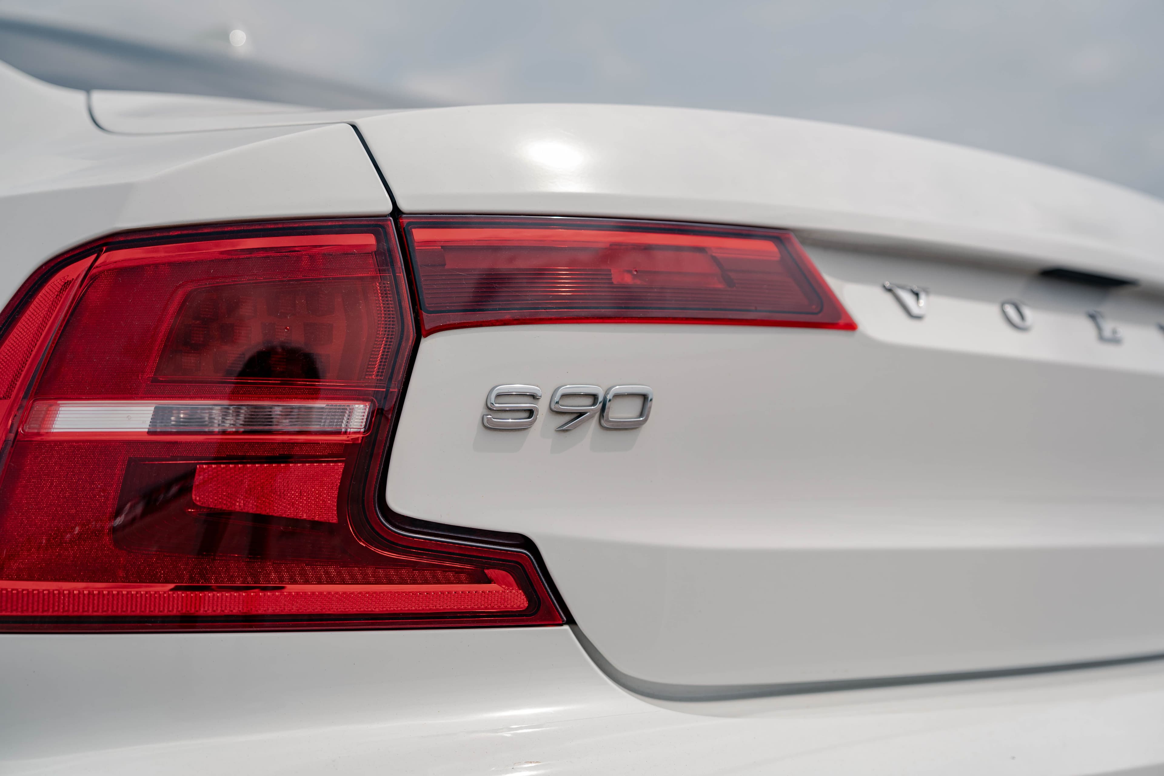 Volvo S90 zdjęcie 15