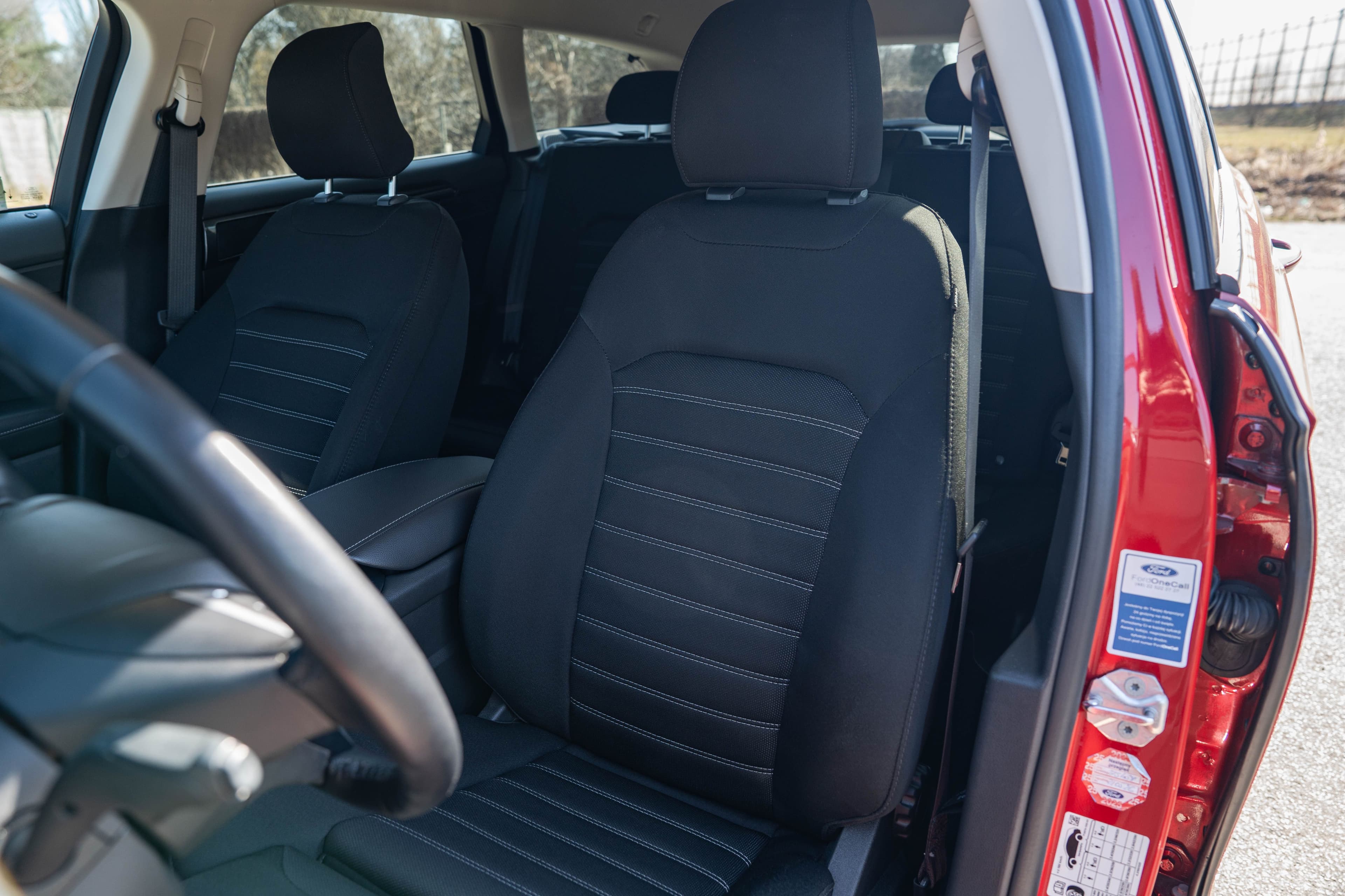 Ford Mondeo zdjęcie 22