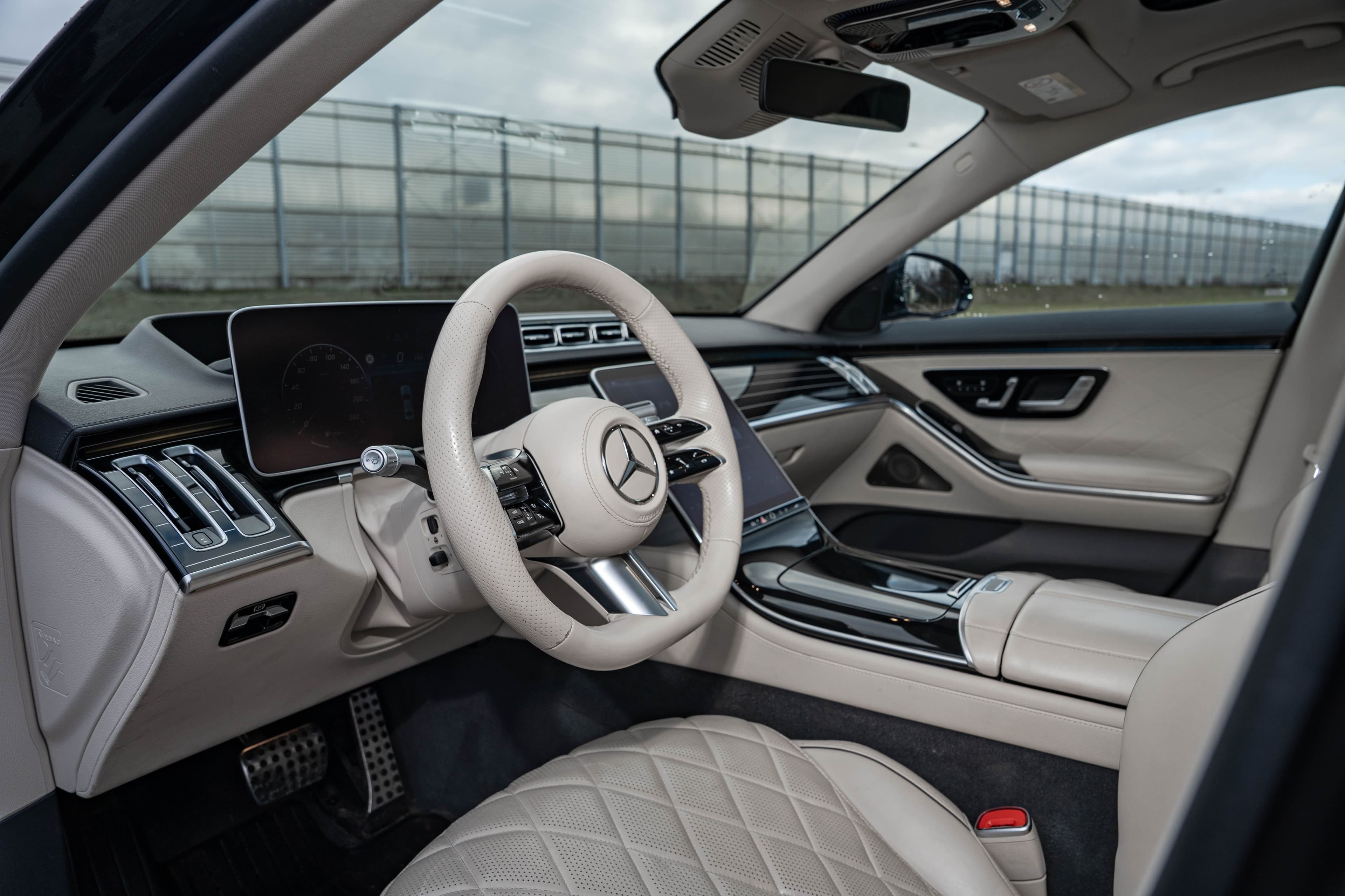 Mercedes-Benz Klasa S zdjęcie 14