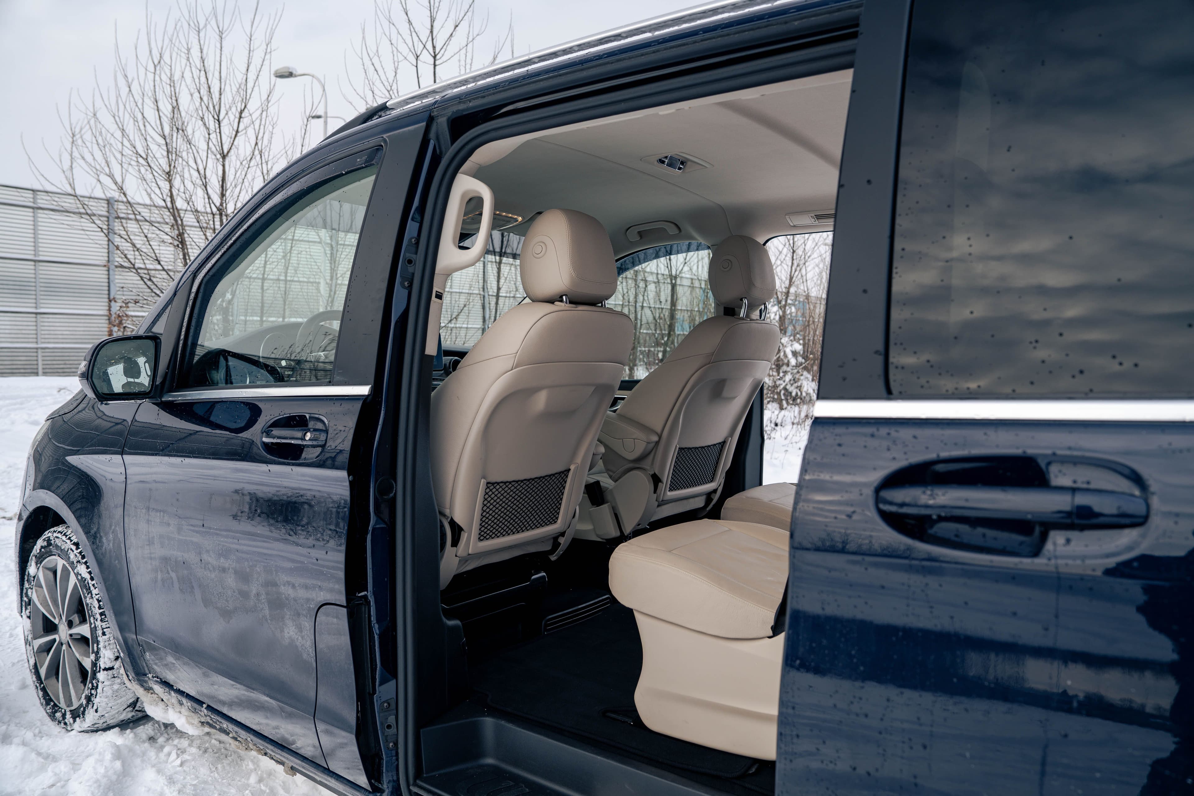 Mercedes-Benz V Klasa zdjęcie 25