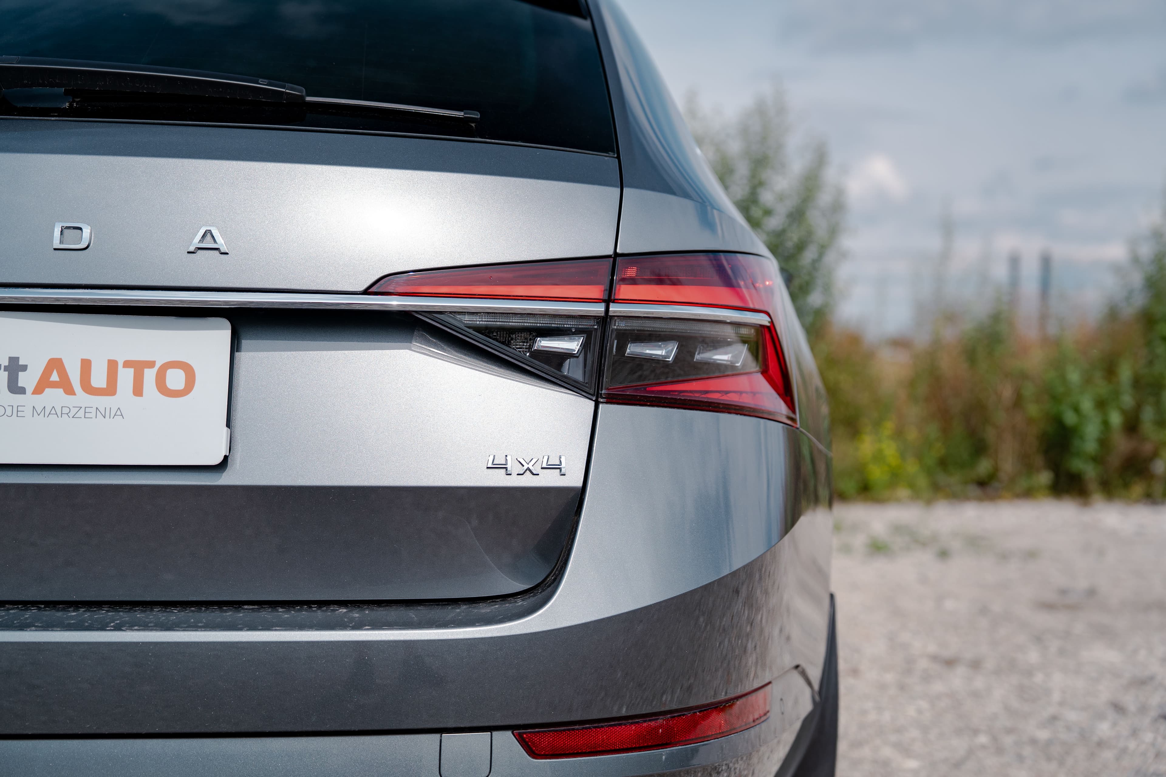 Skoda Superb zdjęcie 17