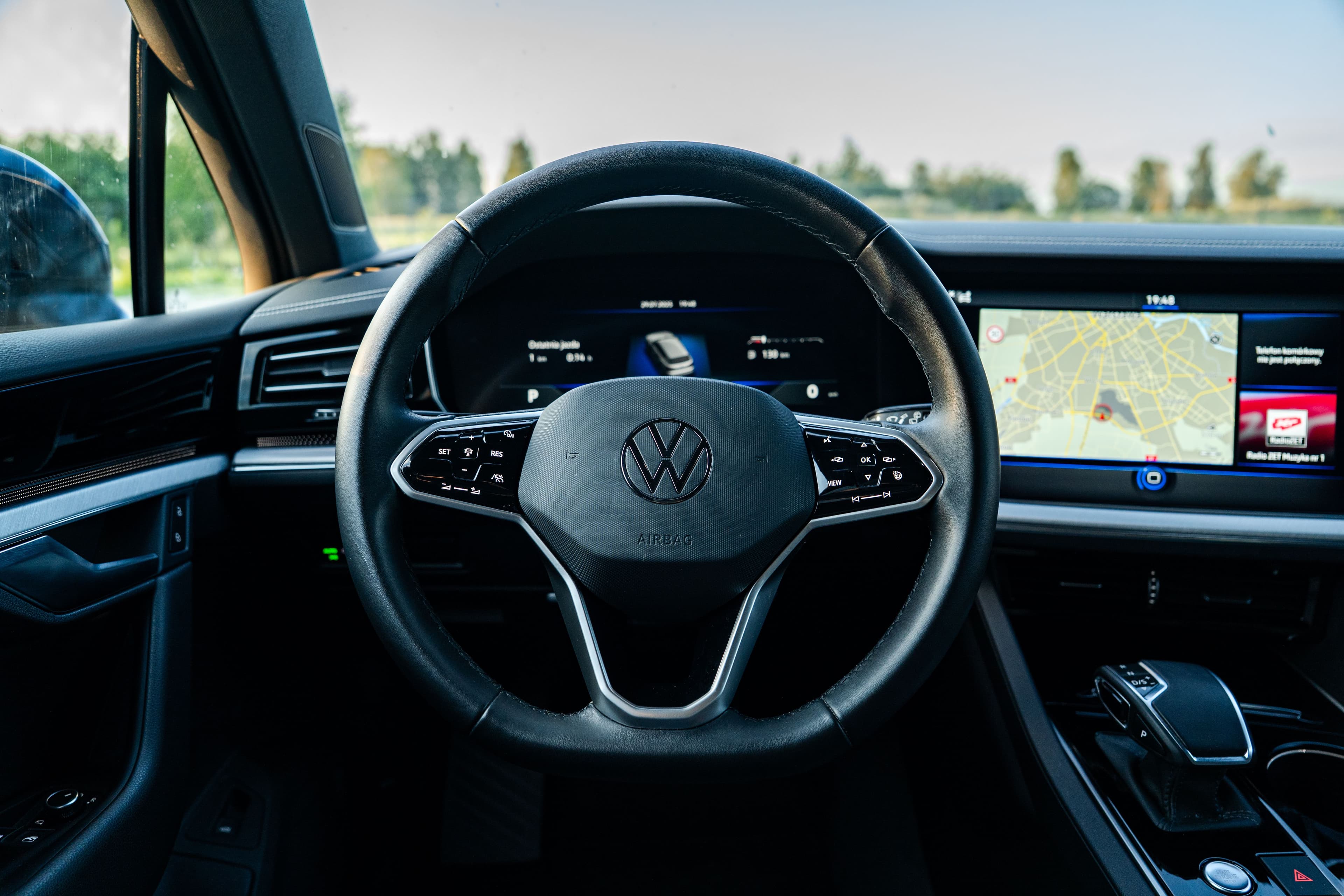 Volkswagen Touareg zdjęcie 21