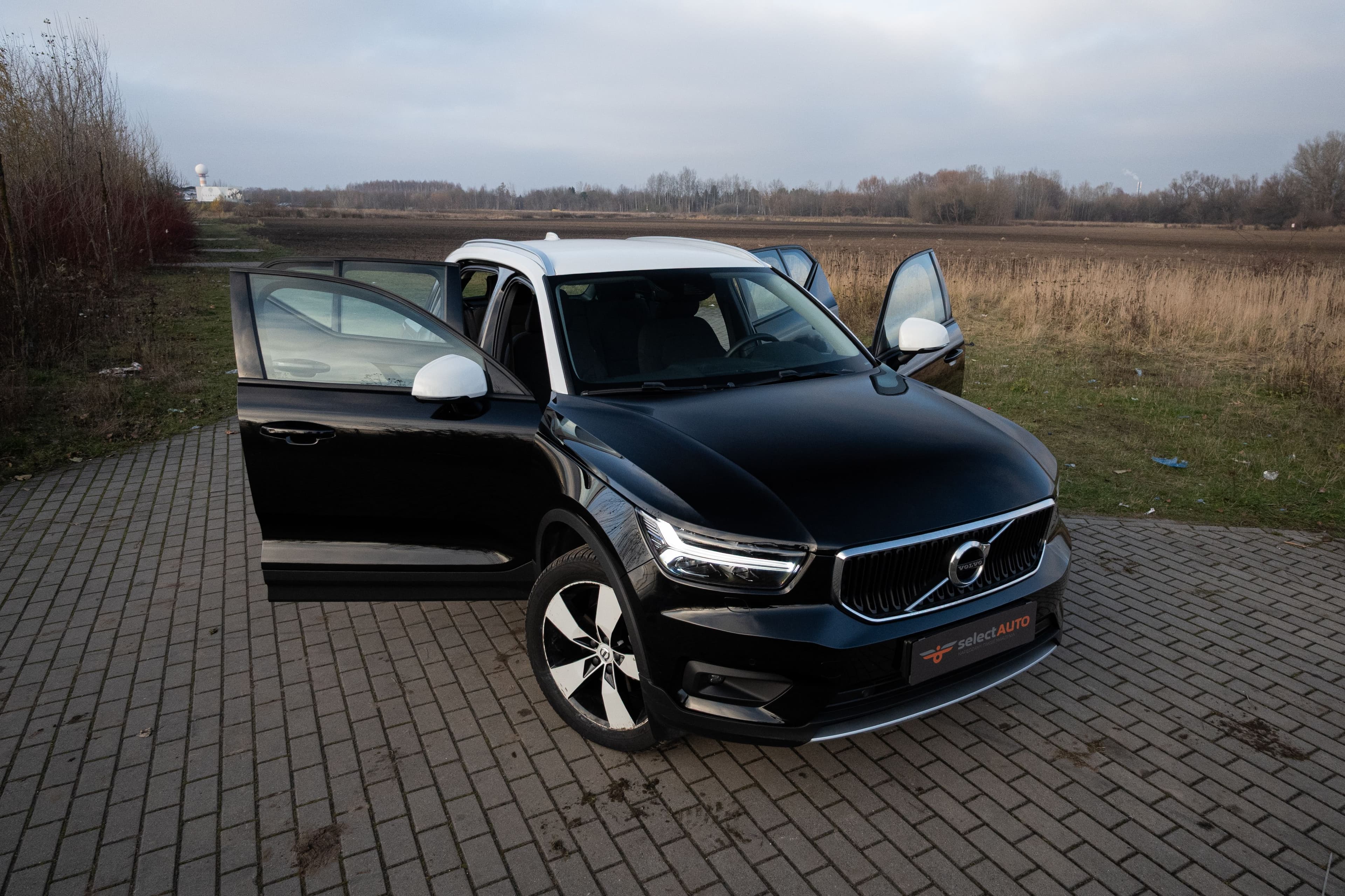 Volvo XC 40 zdjęcie 16