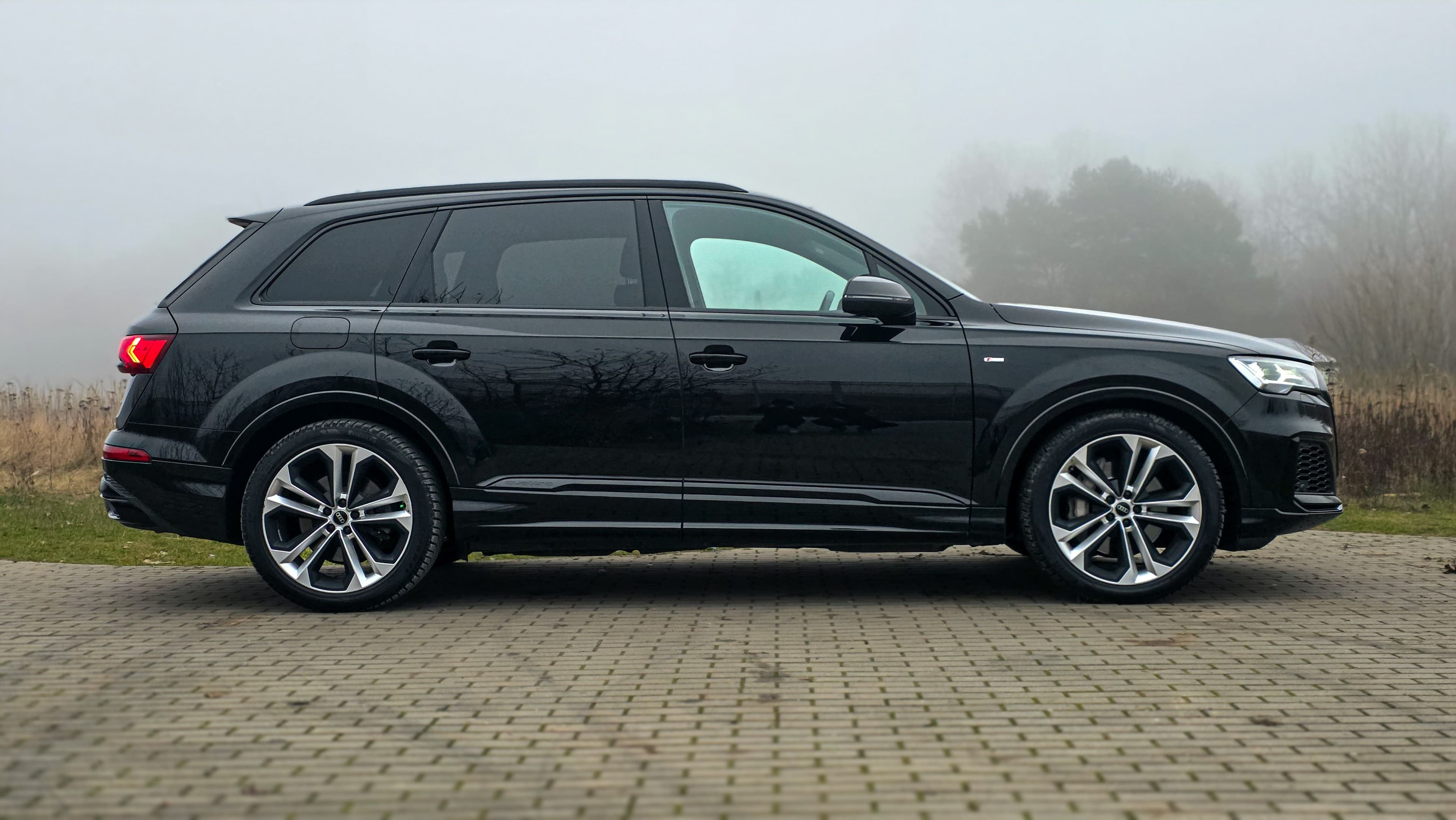 Audi Q7 zdjęcie 8