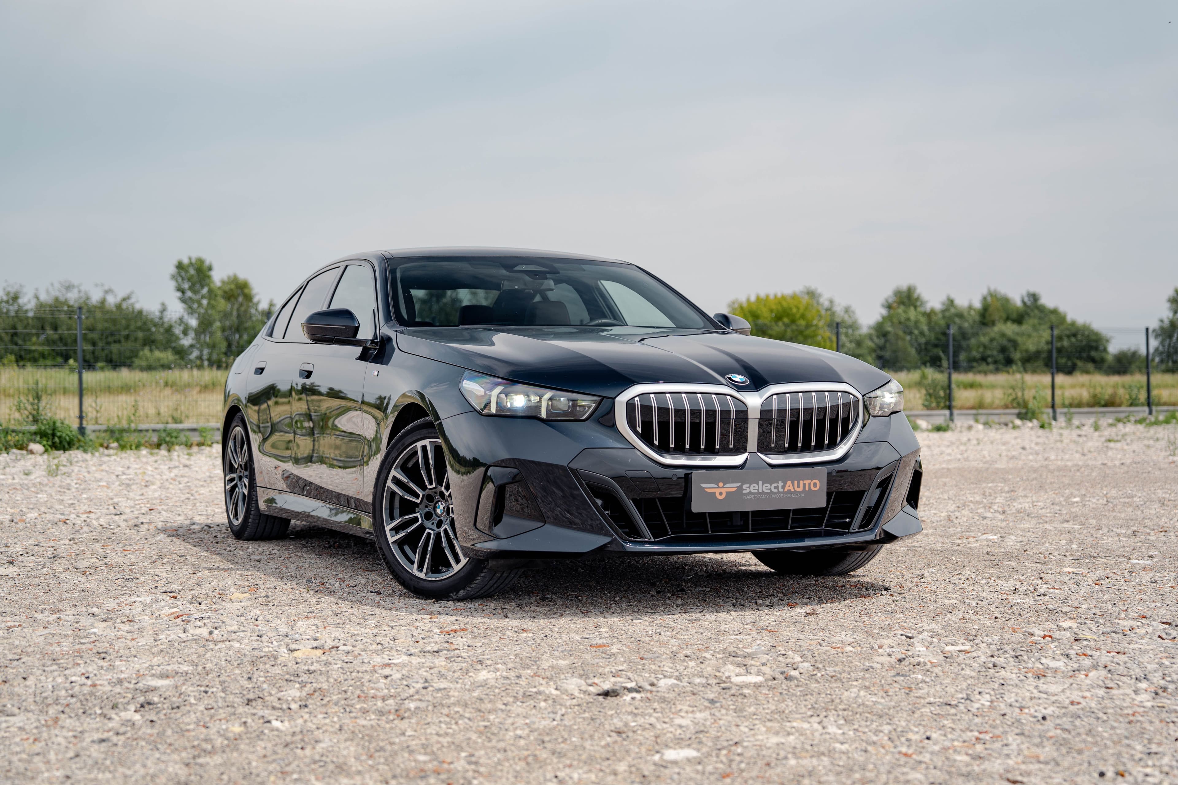 BMW Seria 5 zdjęcie 3