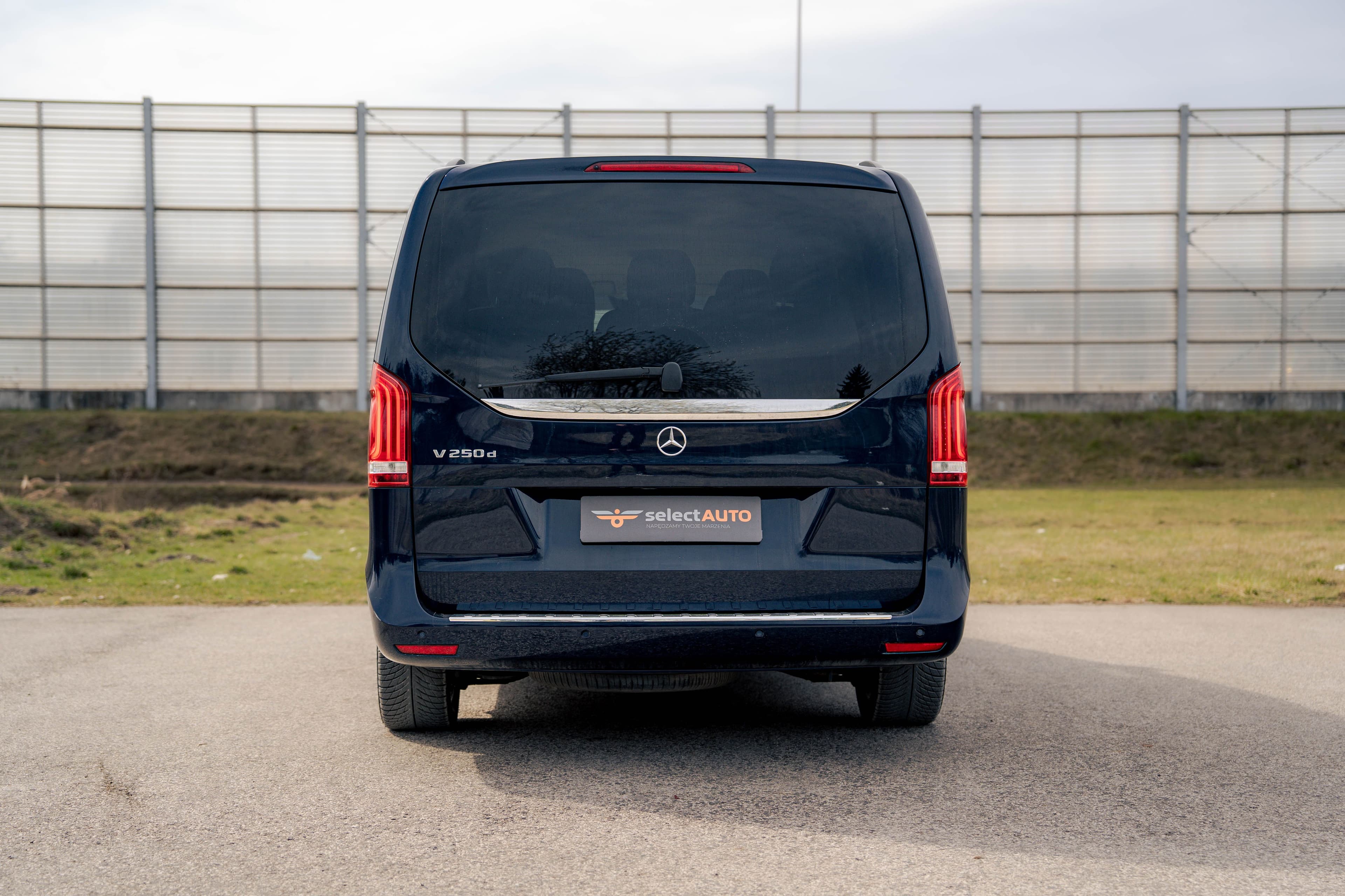 Mercedes-Benz V Klasa zdjęcie 5