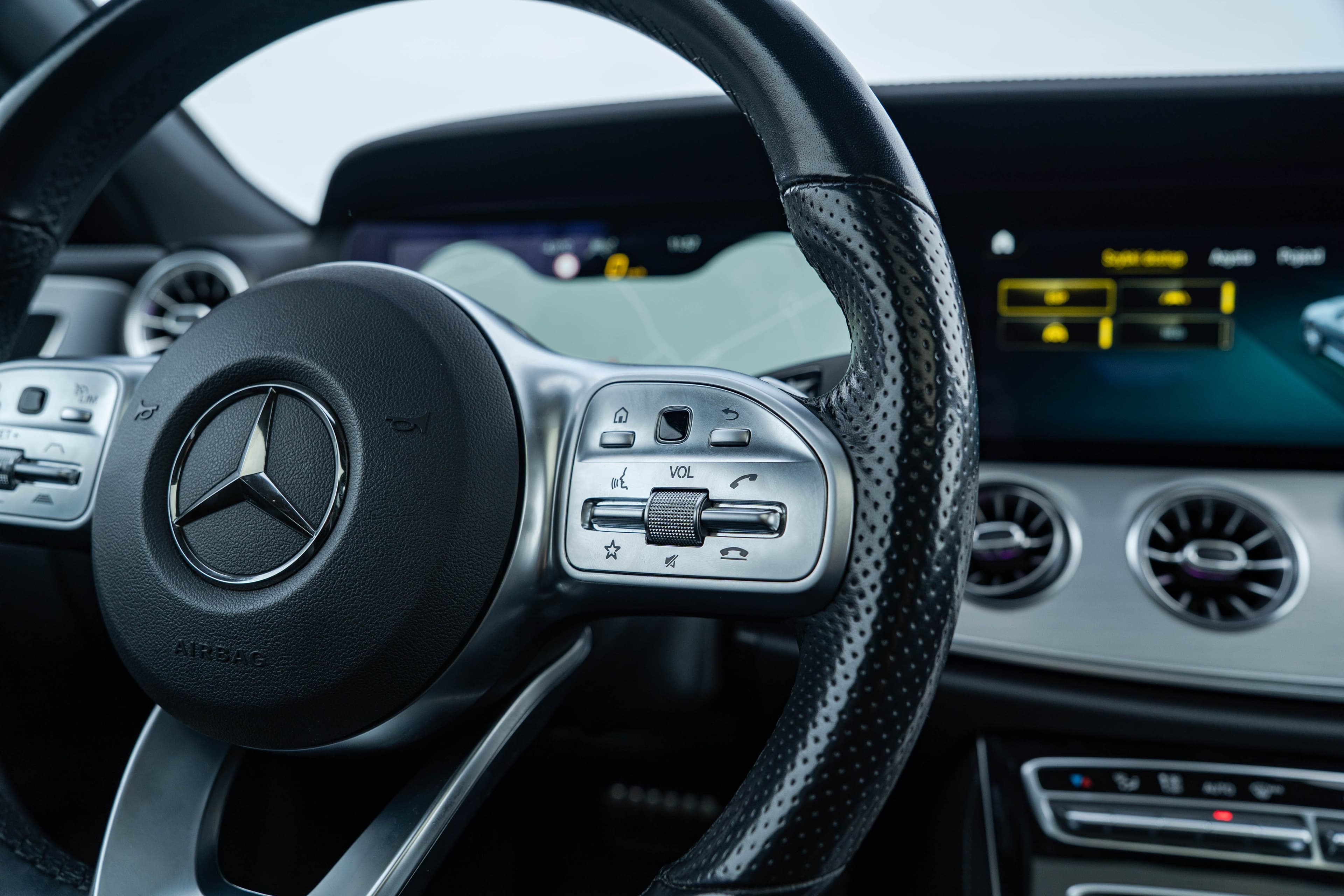 Mercedes-Benz CLS zdjęcie 14