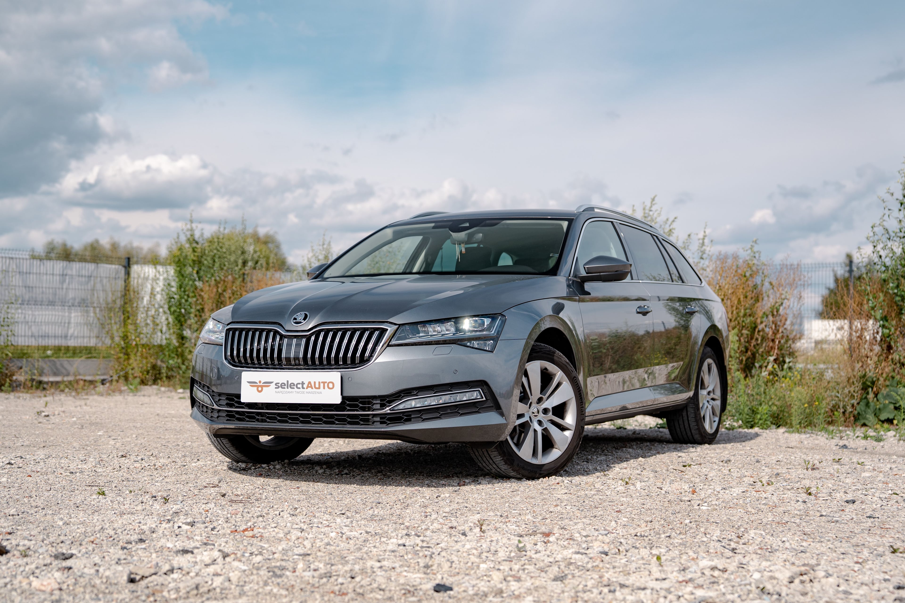 Skoda Superb zdjęcie 1