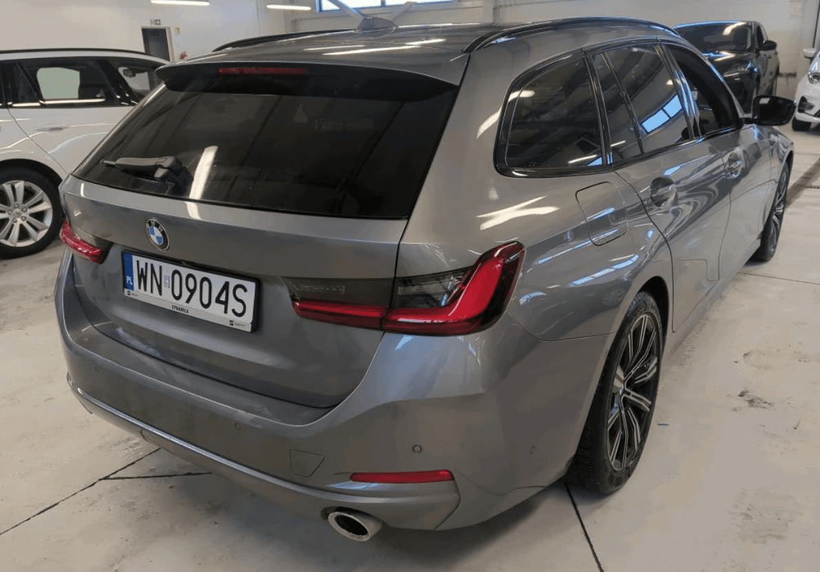 BMW Seria 3 zdjęcie 3