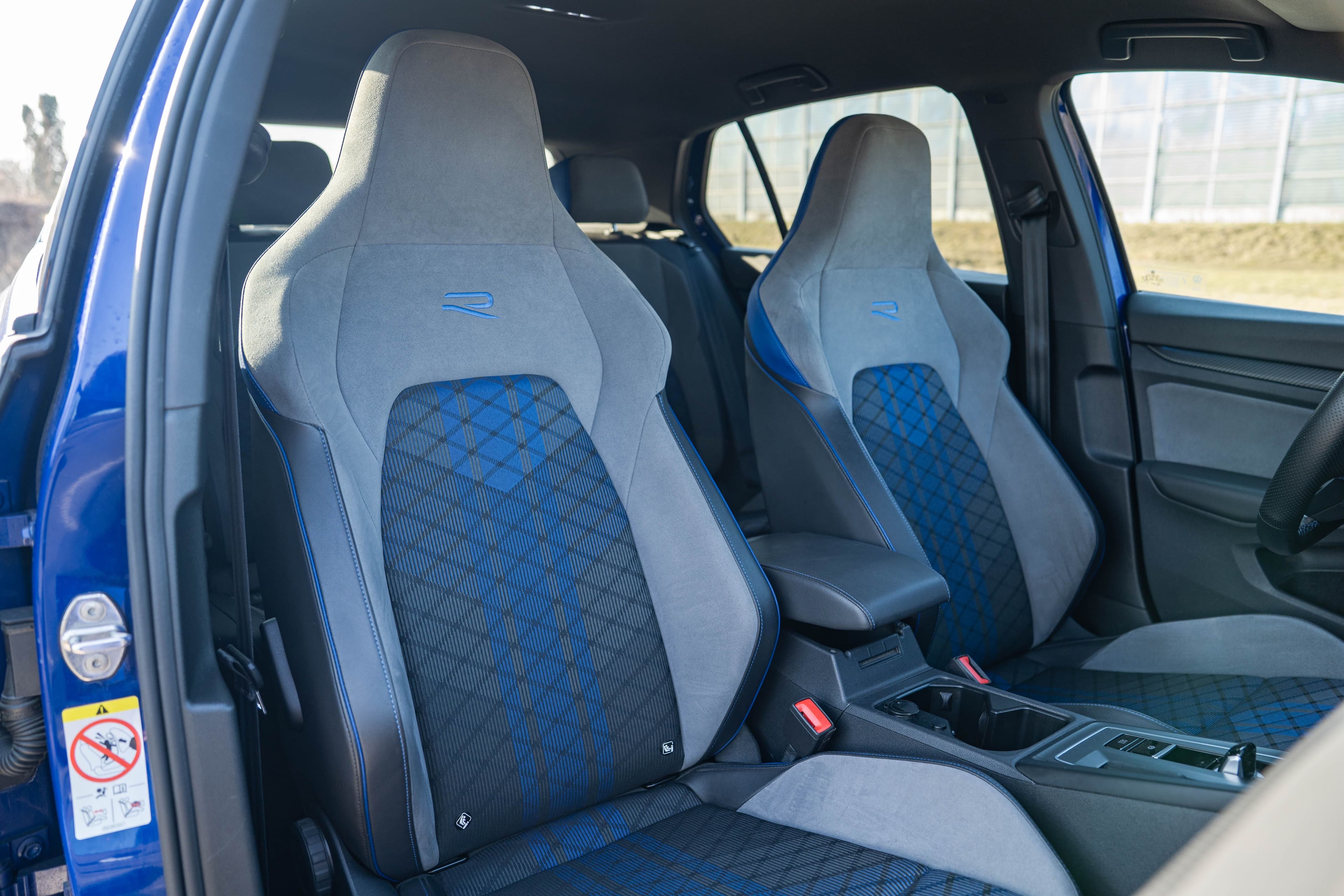 Volkswagen Golf zdjęcie 21