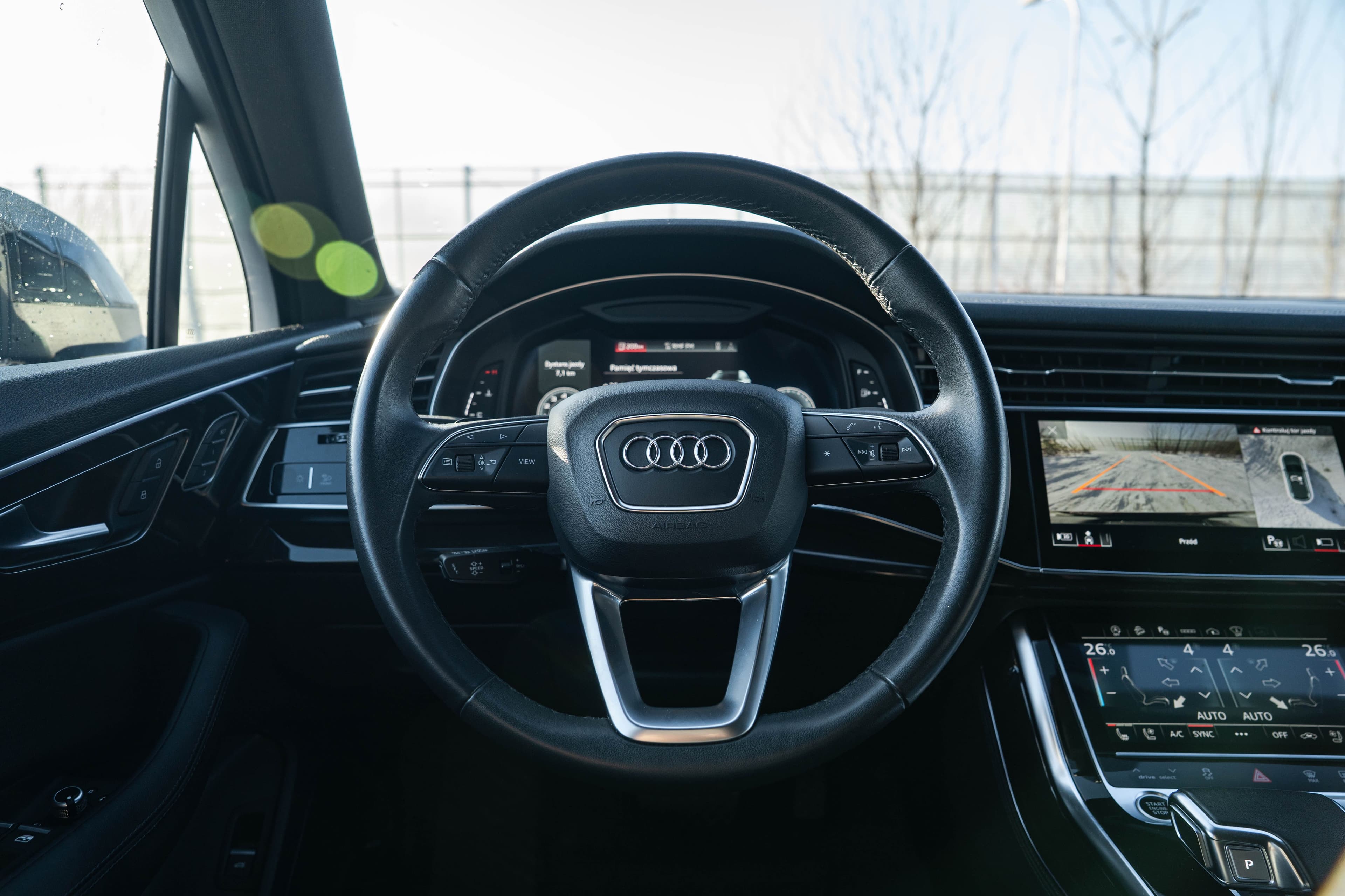 Audi Q7 zdjęcie 16