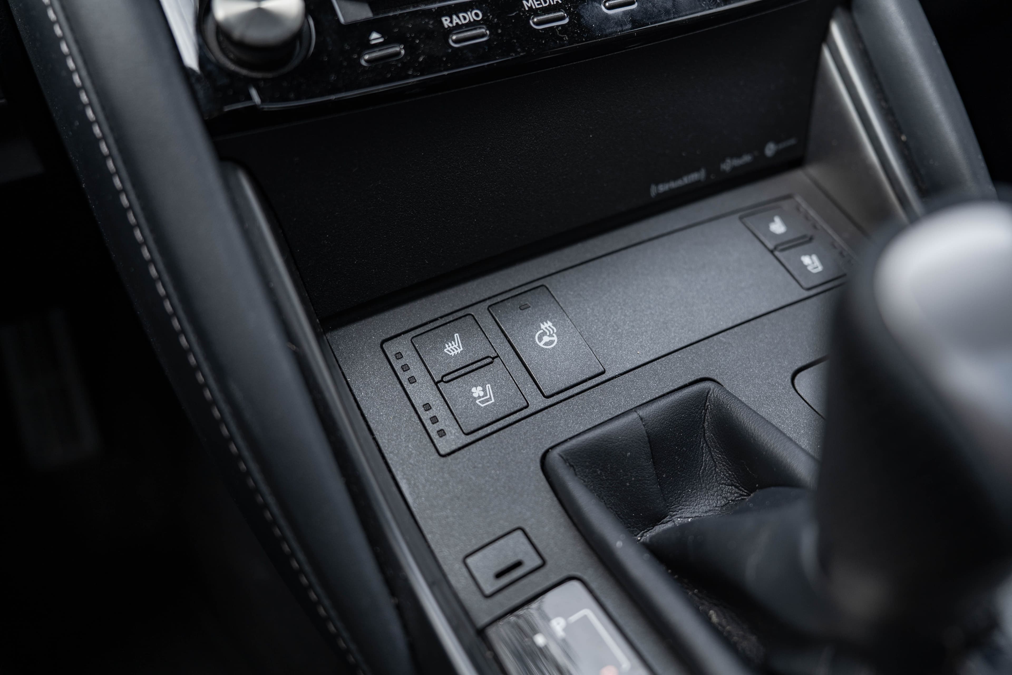 Lexus IS zdjęcie 20