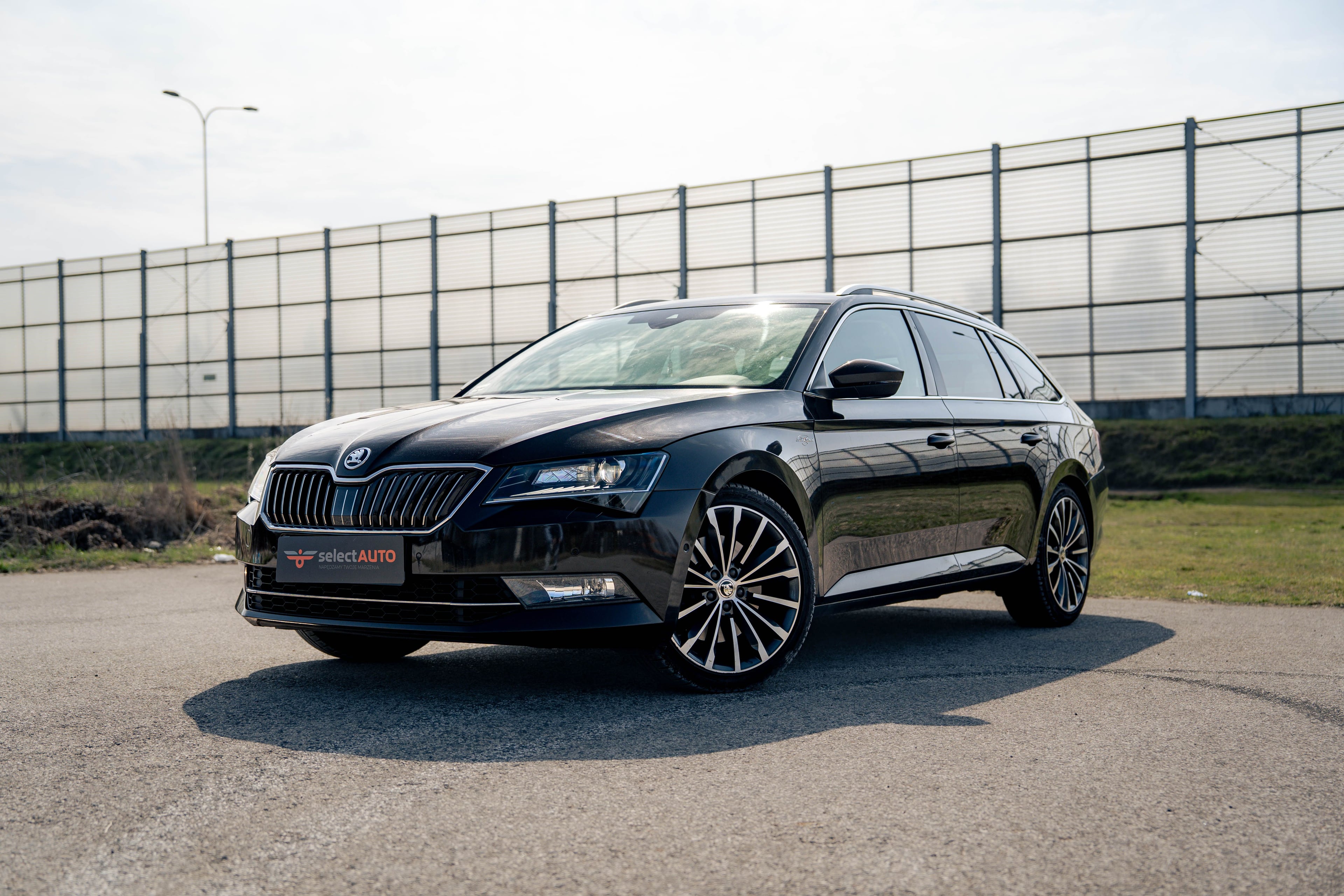 Skoda Superb zdjęcie 1