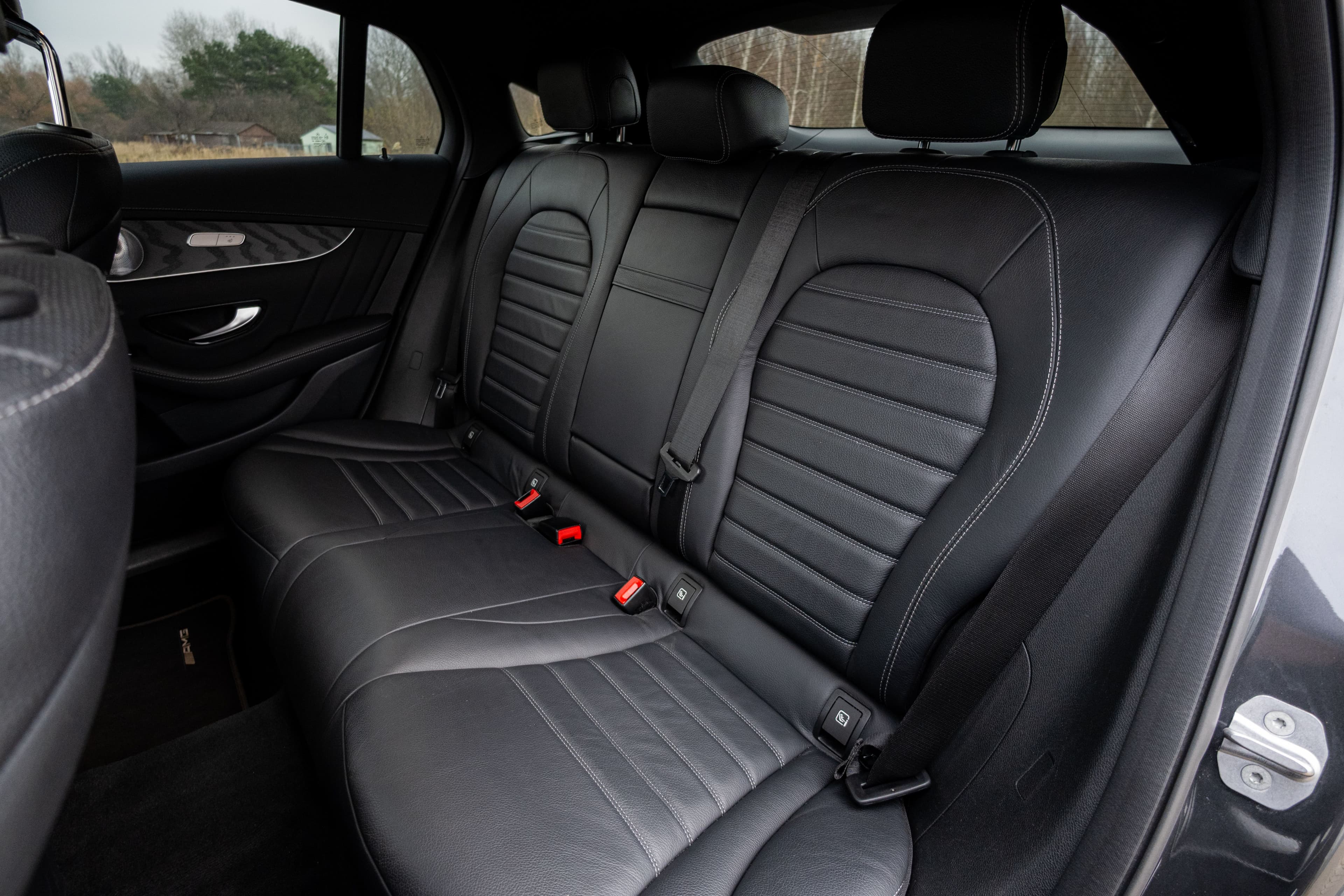 Mercedes-Benz GLC zdjęcie 31