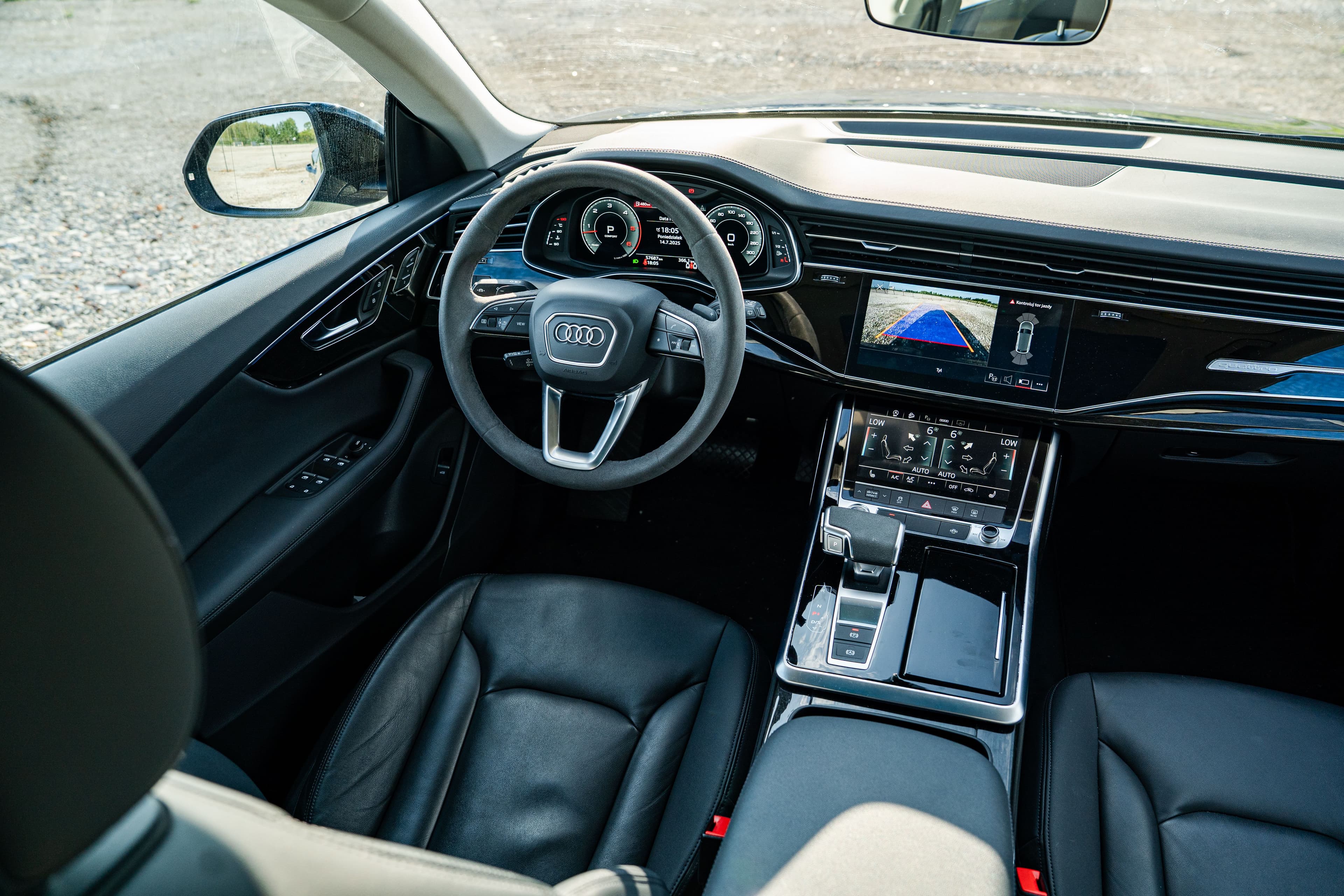Audi Q8 zdjęcie 17