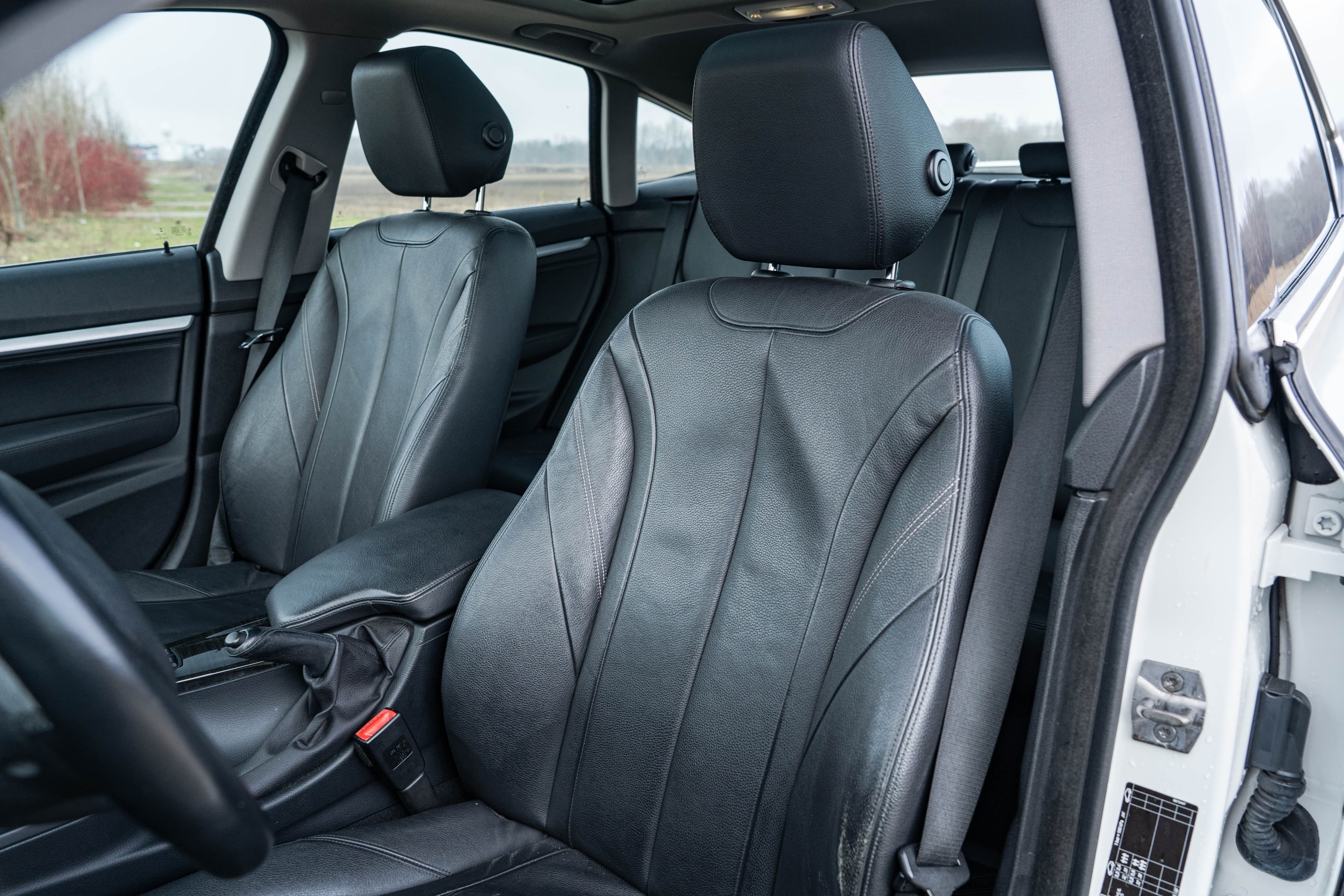 BMW Seria 3 zdjęcie 27