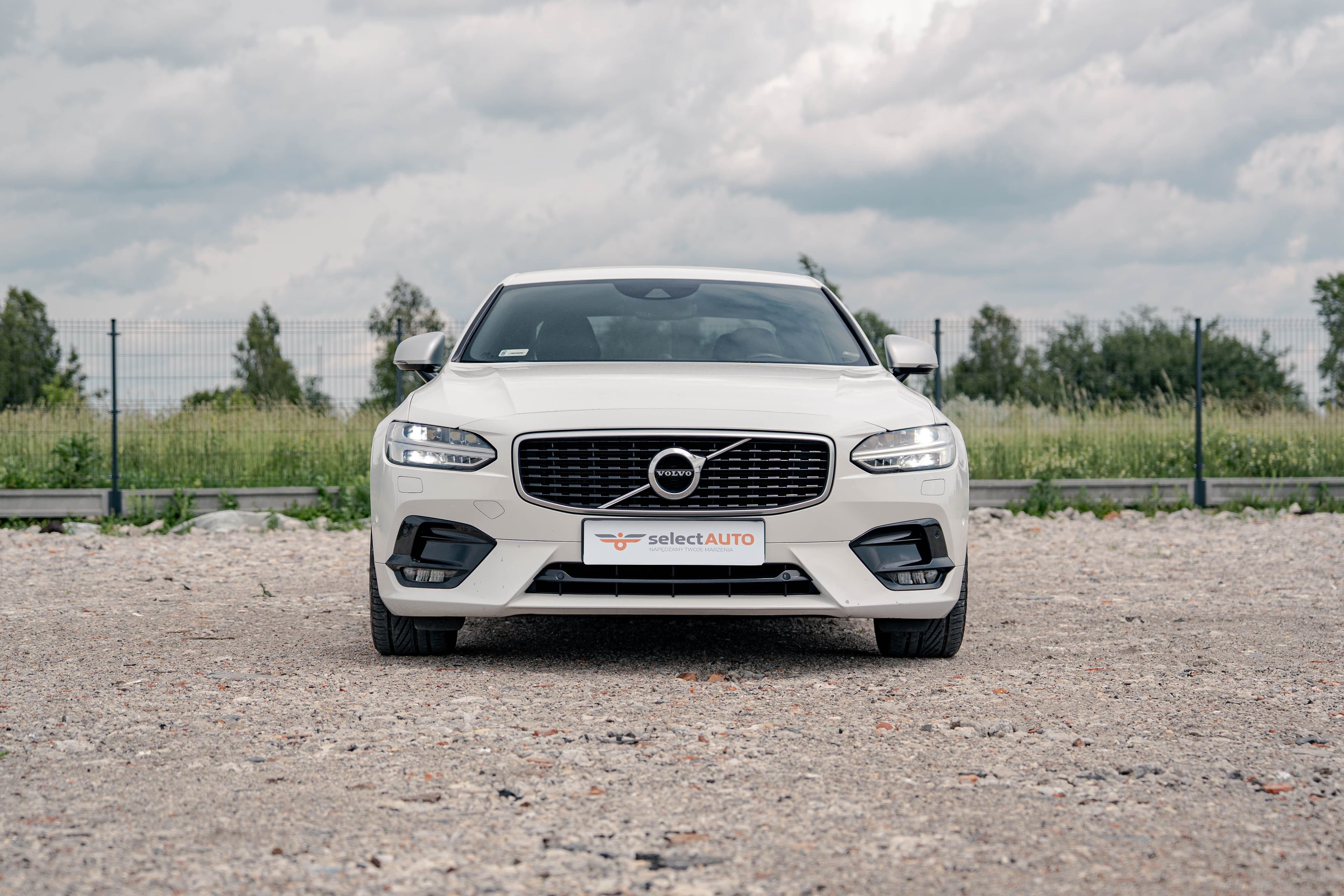 Volvo S90 zdjęcie 2