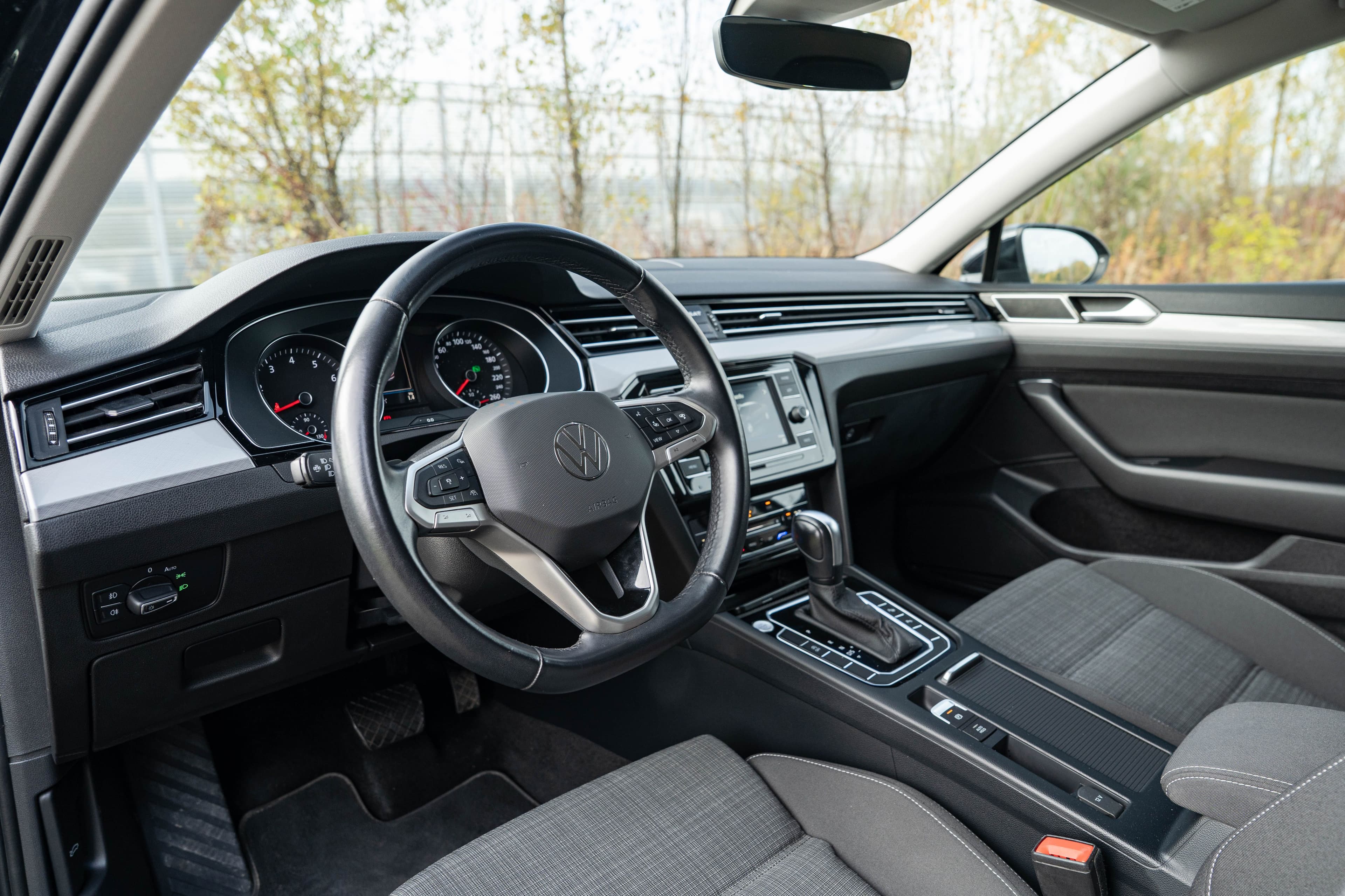 Volkswagen Passat zdjęcie 14