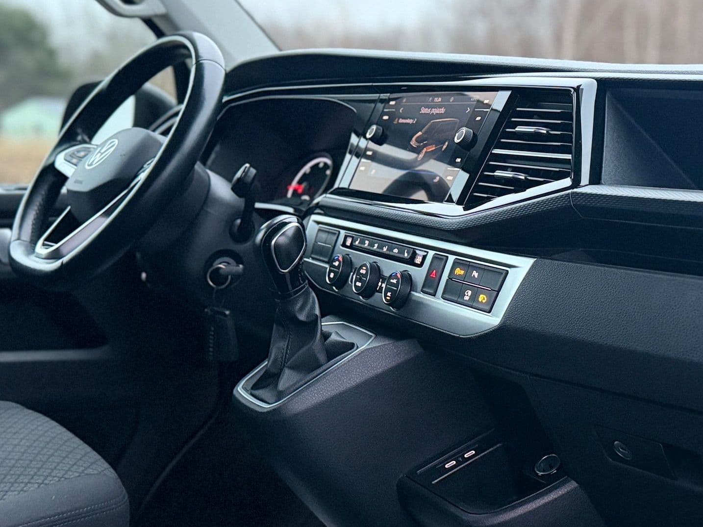 Volkswagen Multivan zdjęcie 13