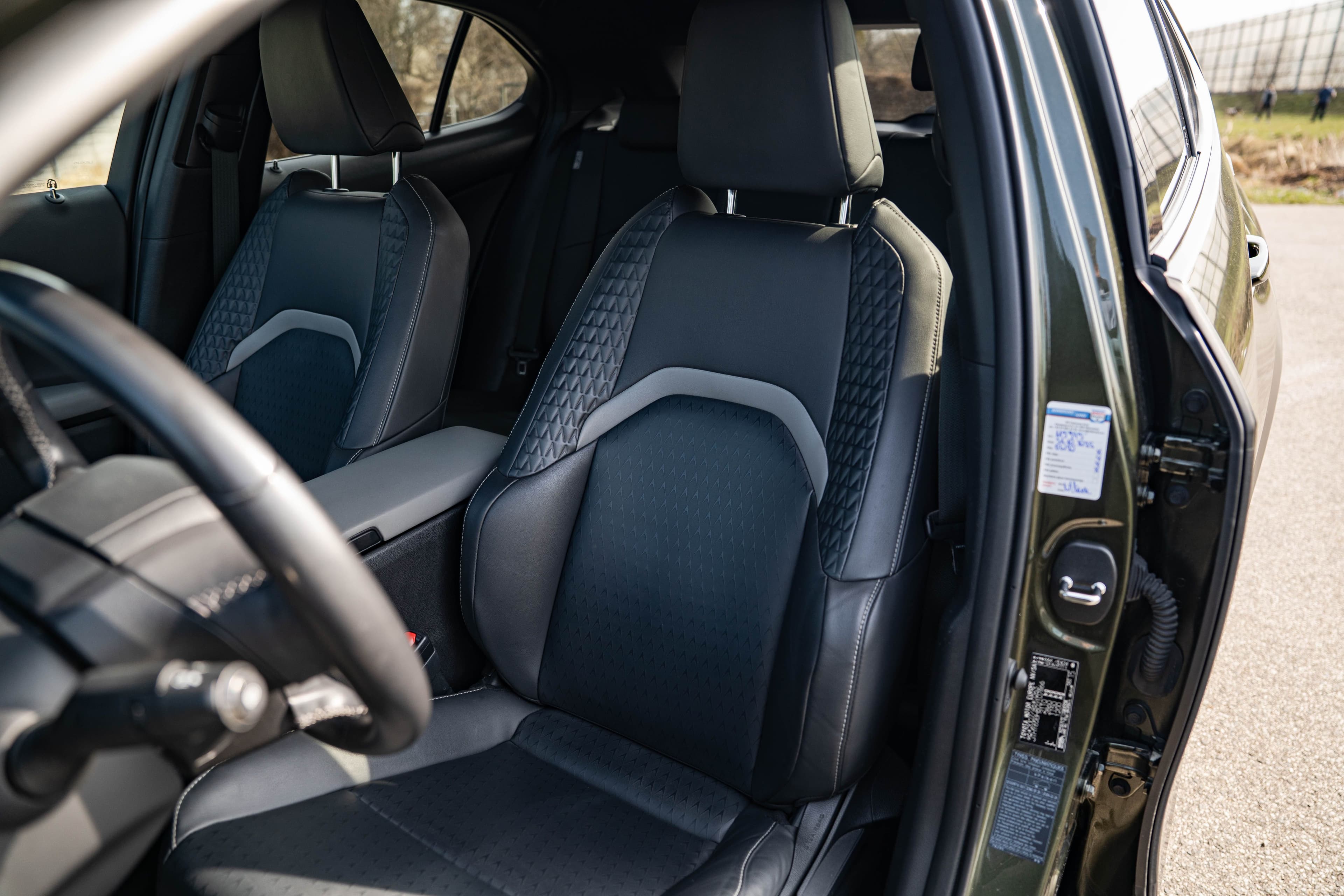 Lexus UX zdjęcie 26