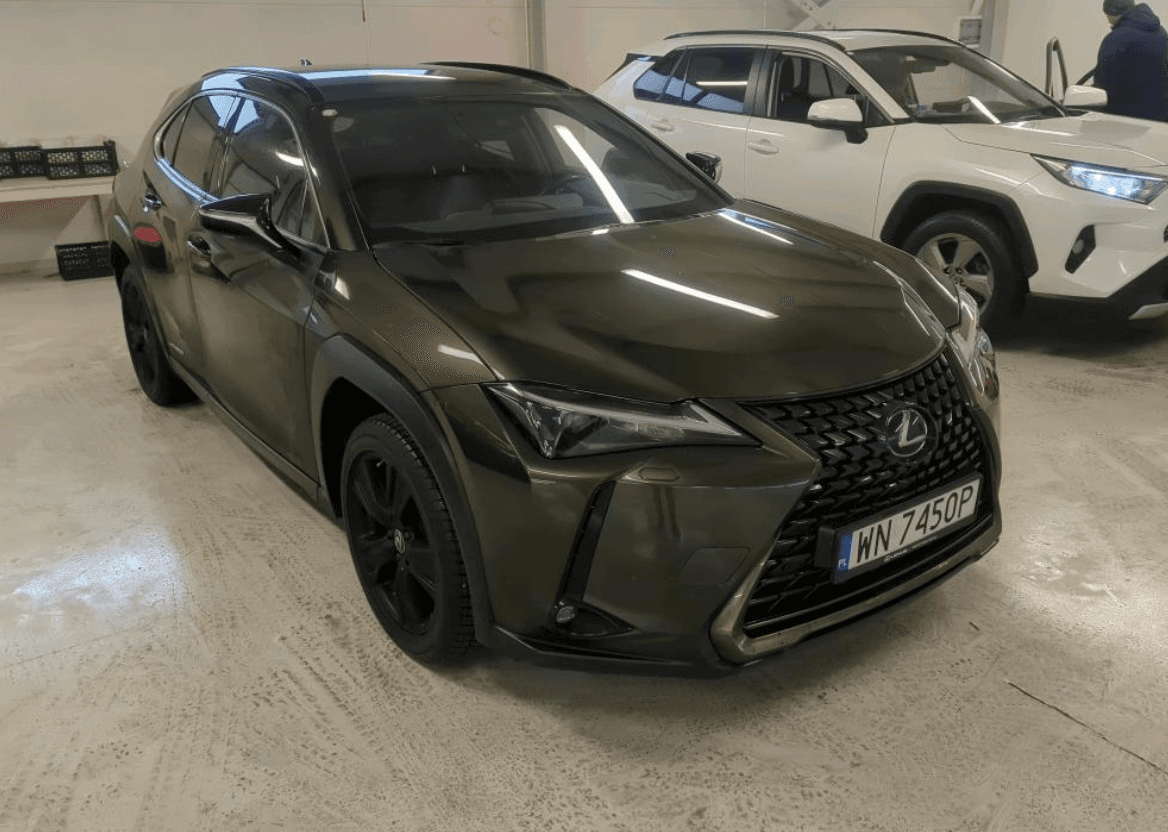 Lexus UX zdjęcie 2