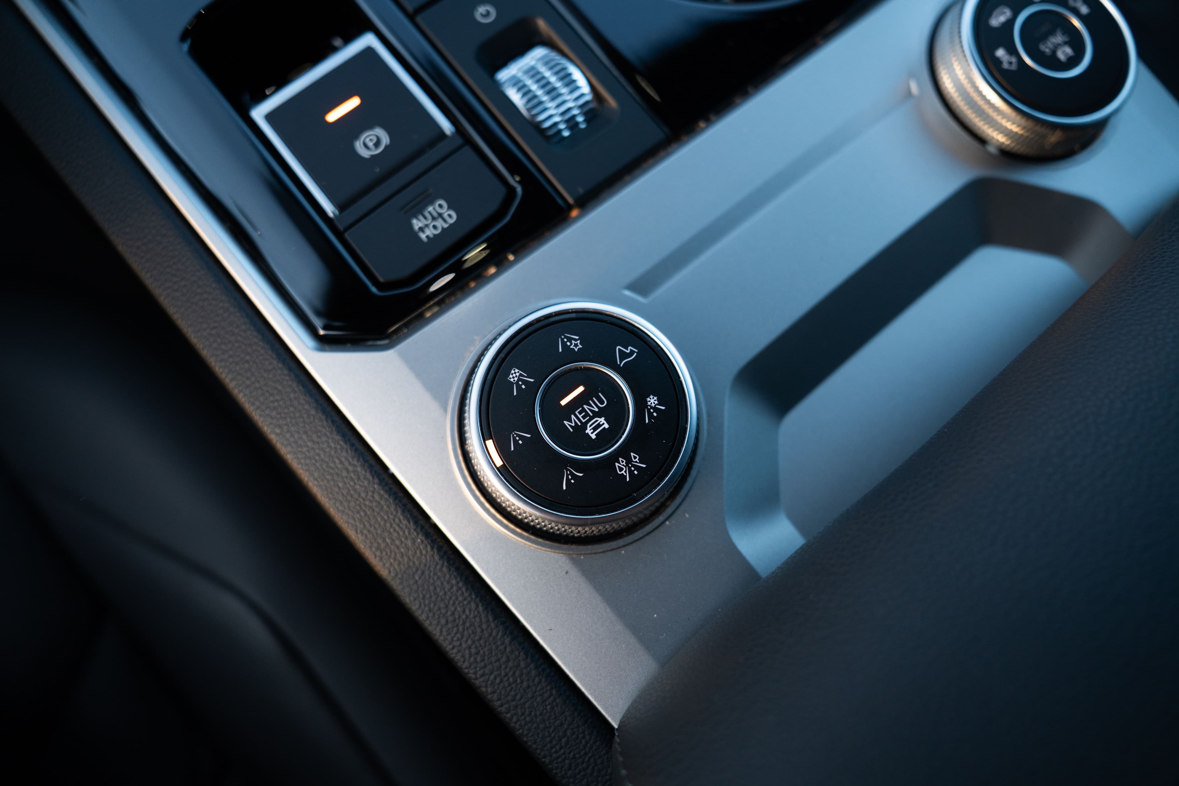 Volkswagen Touareg zdjęcie 24