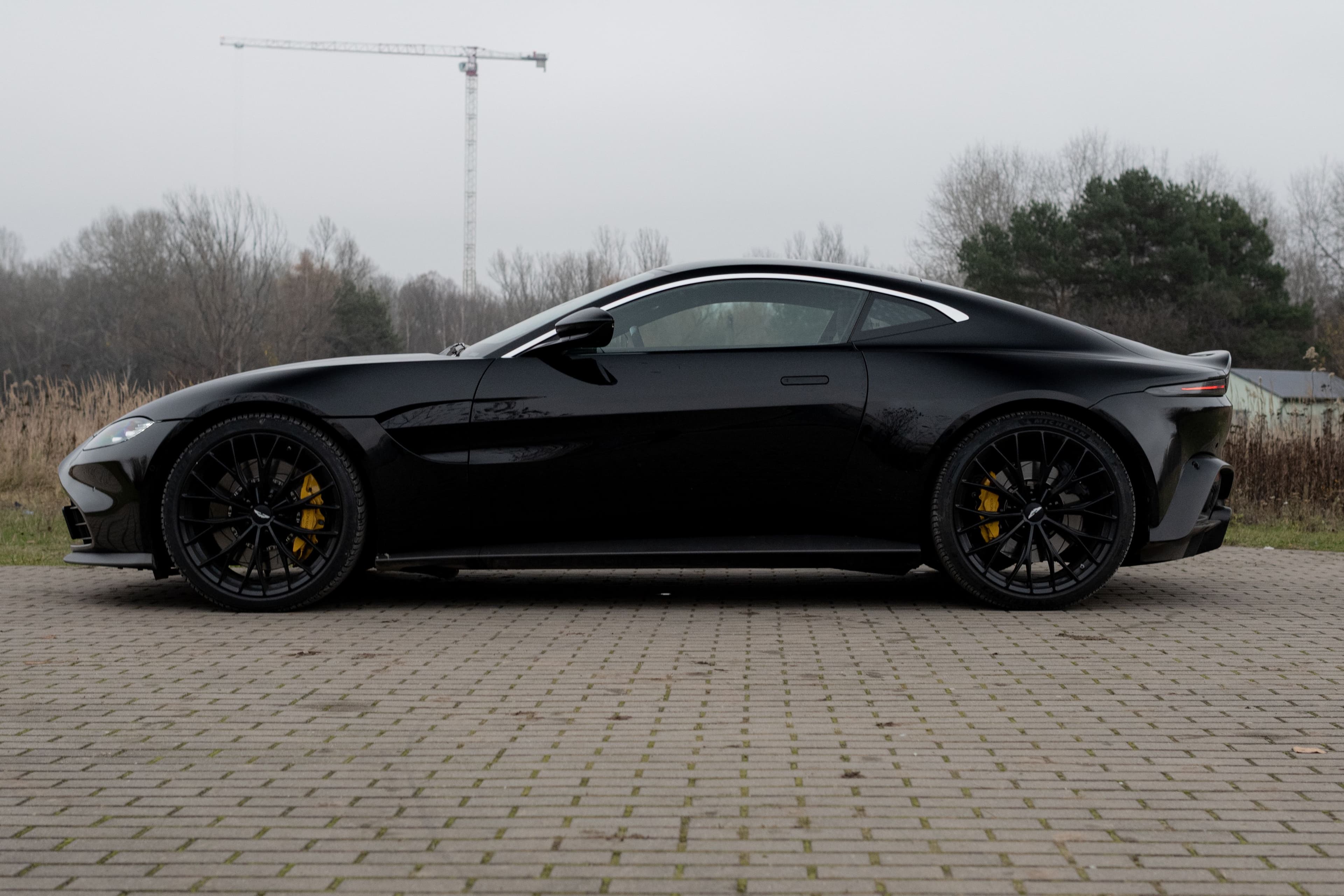 Aston Martin Vantage zdjęcie 10