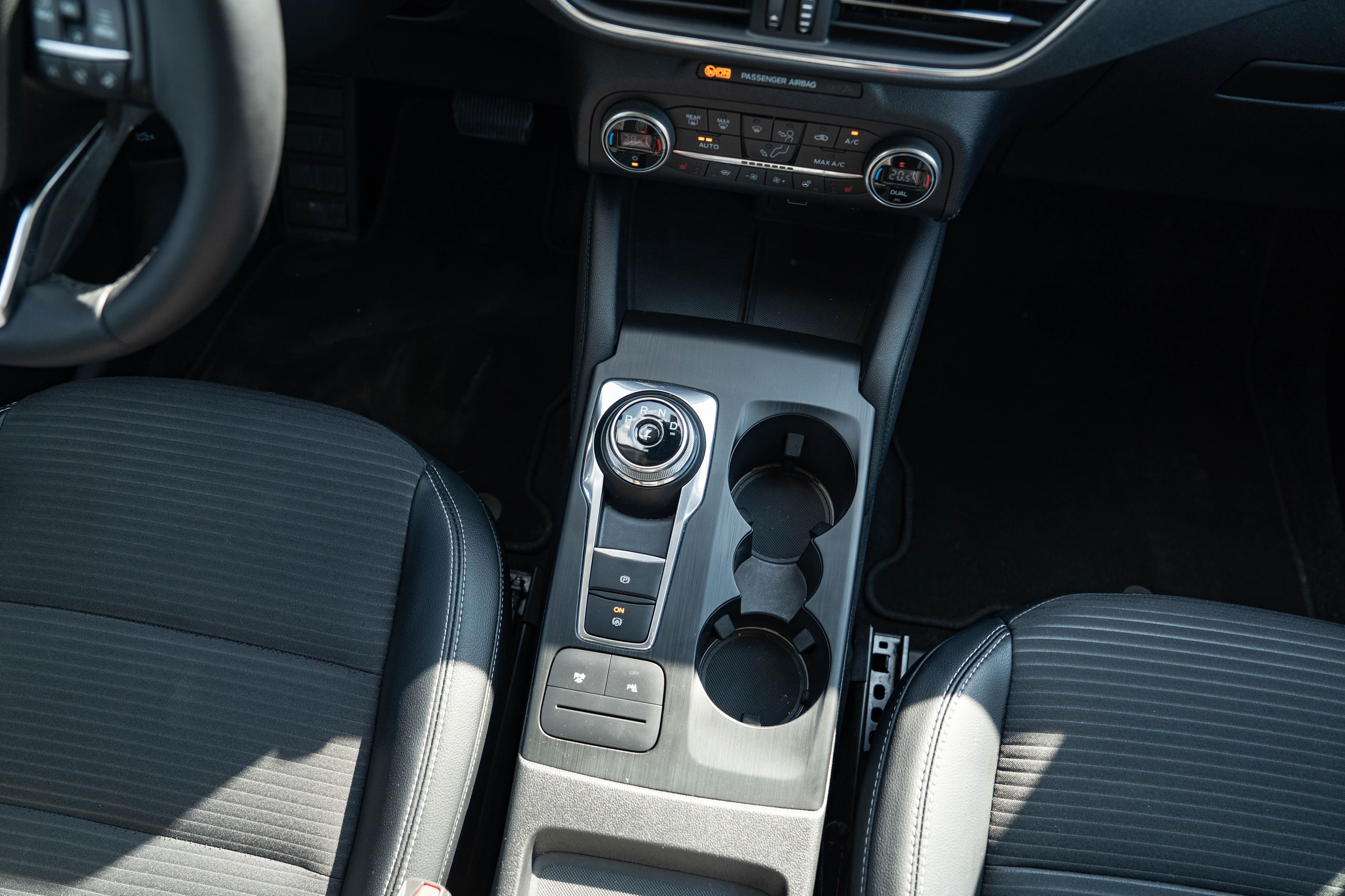 Ford Kuga zdjęcie 18