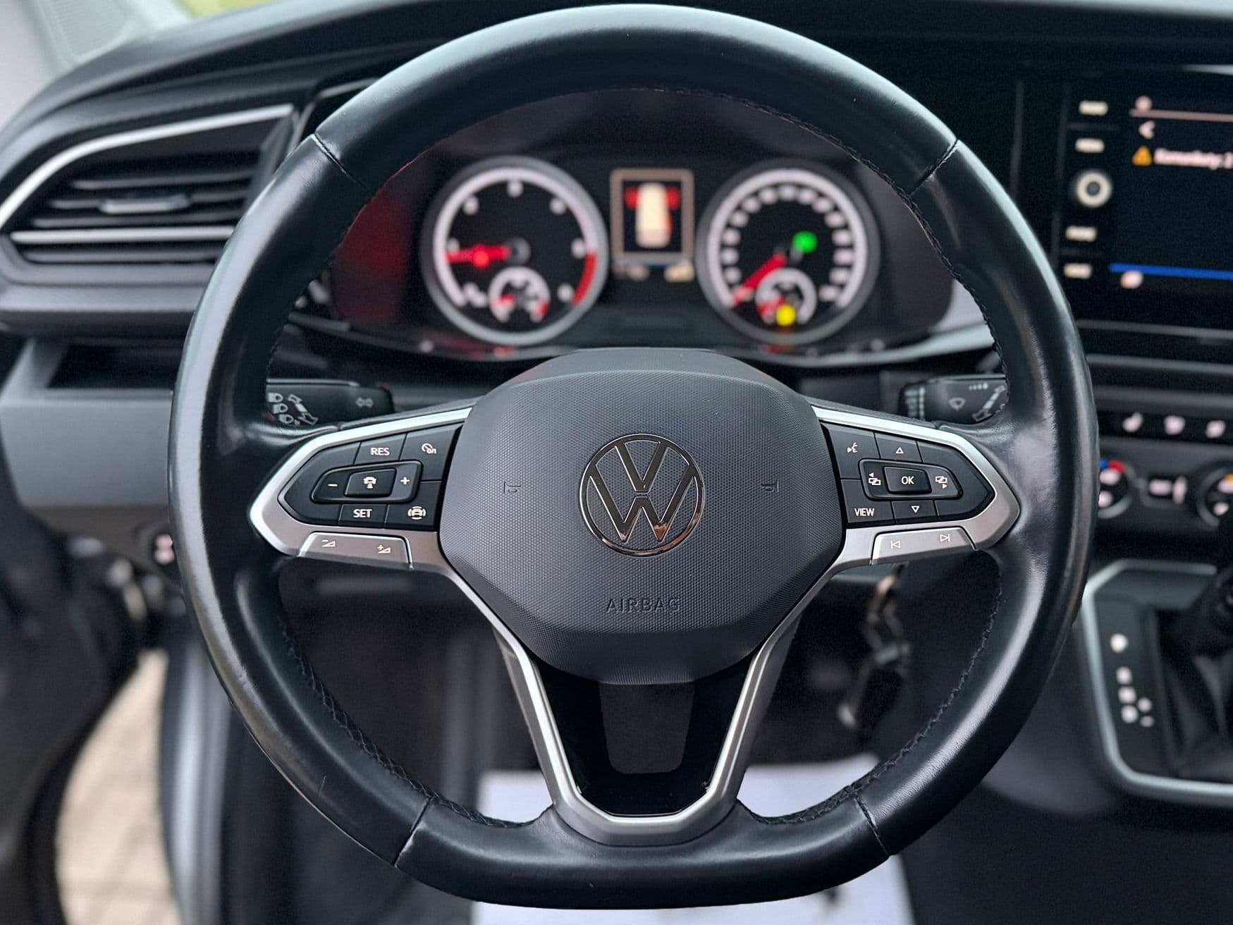 Volkswagen Multivan zdjęcie 12