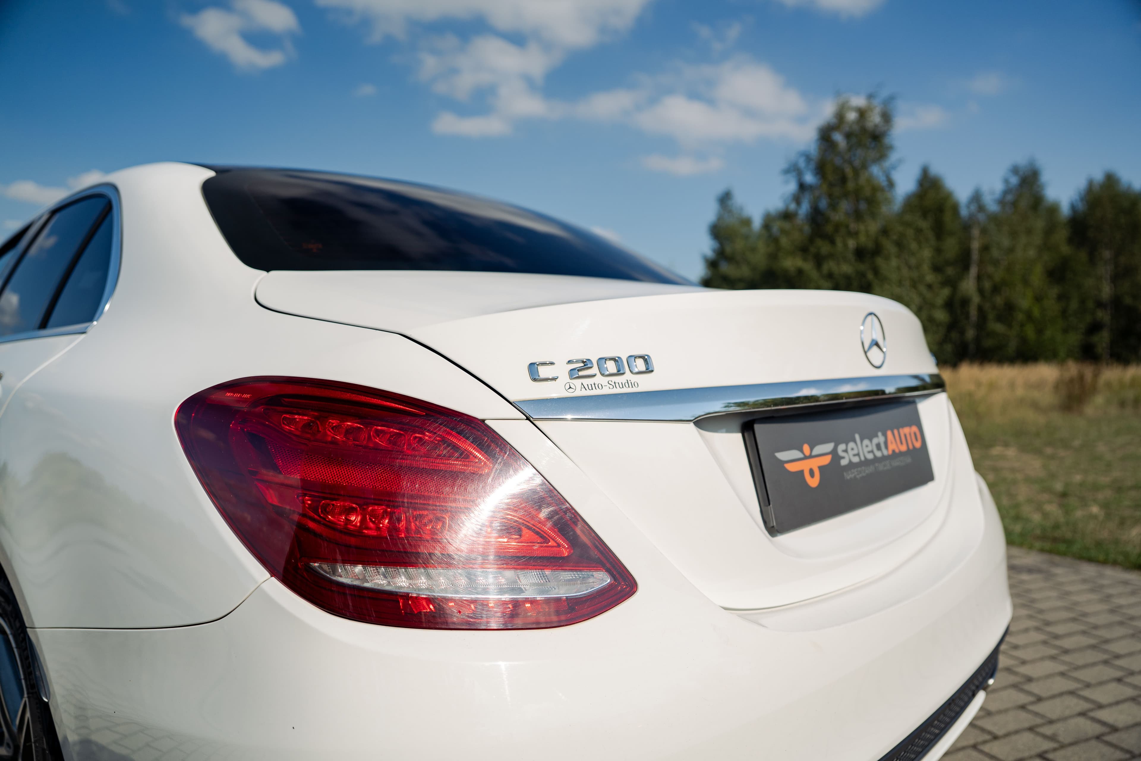 Mercedes-Benz Klasa C zdjęcie 14