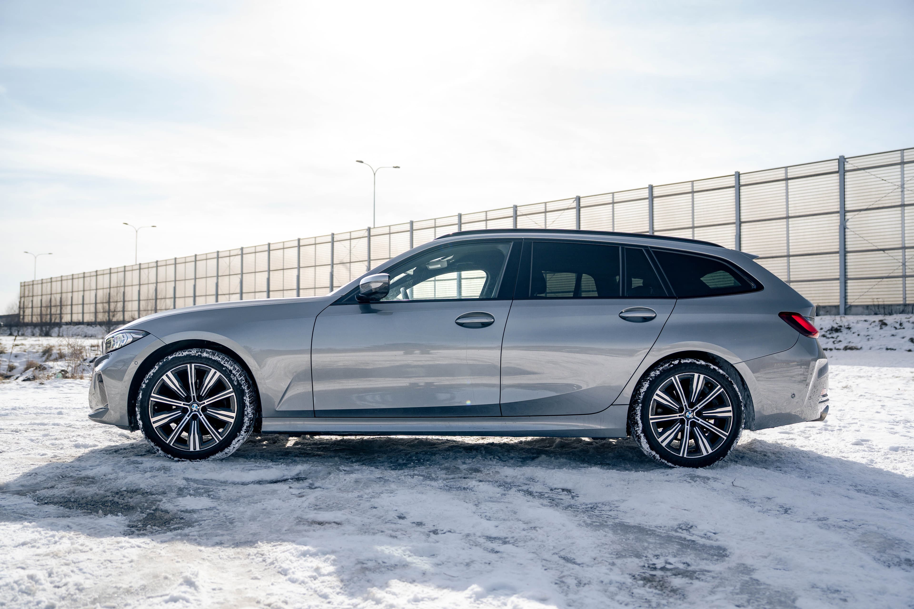 BMW Seria 3 zdjęcie 10