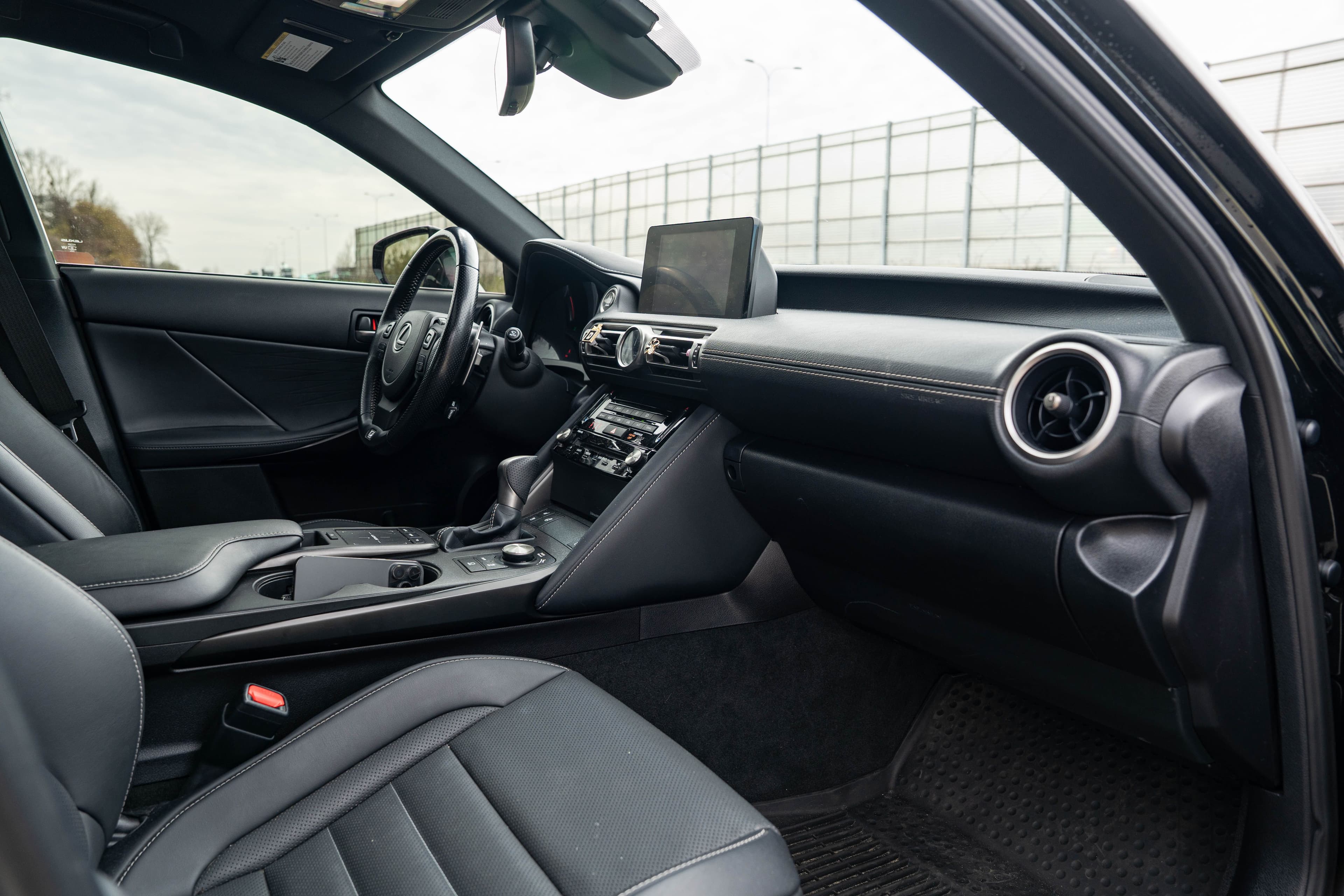 Lexus IS zdjęcie 23